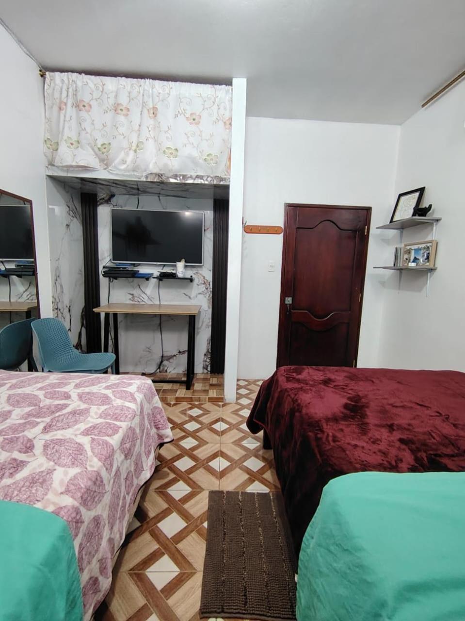 Budget Twin Room photo 2