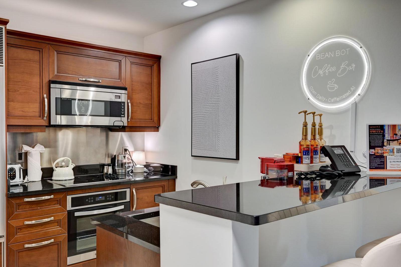 Deluxe Family Suite photo 3