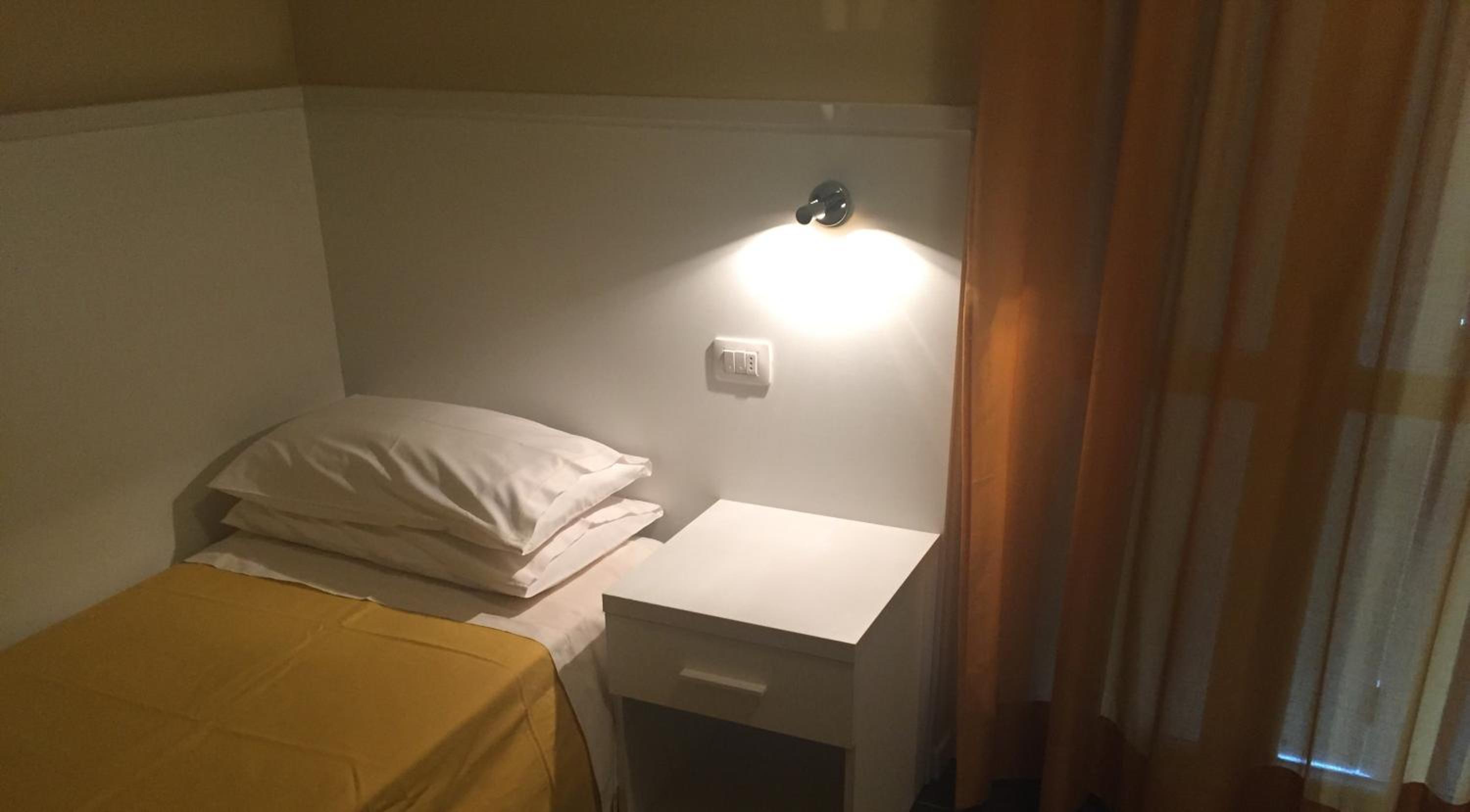 Single Room with Balcony photo 1