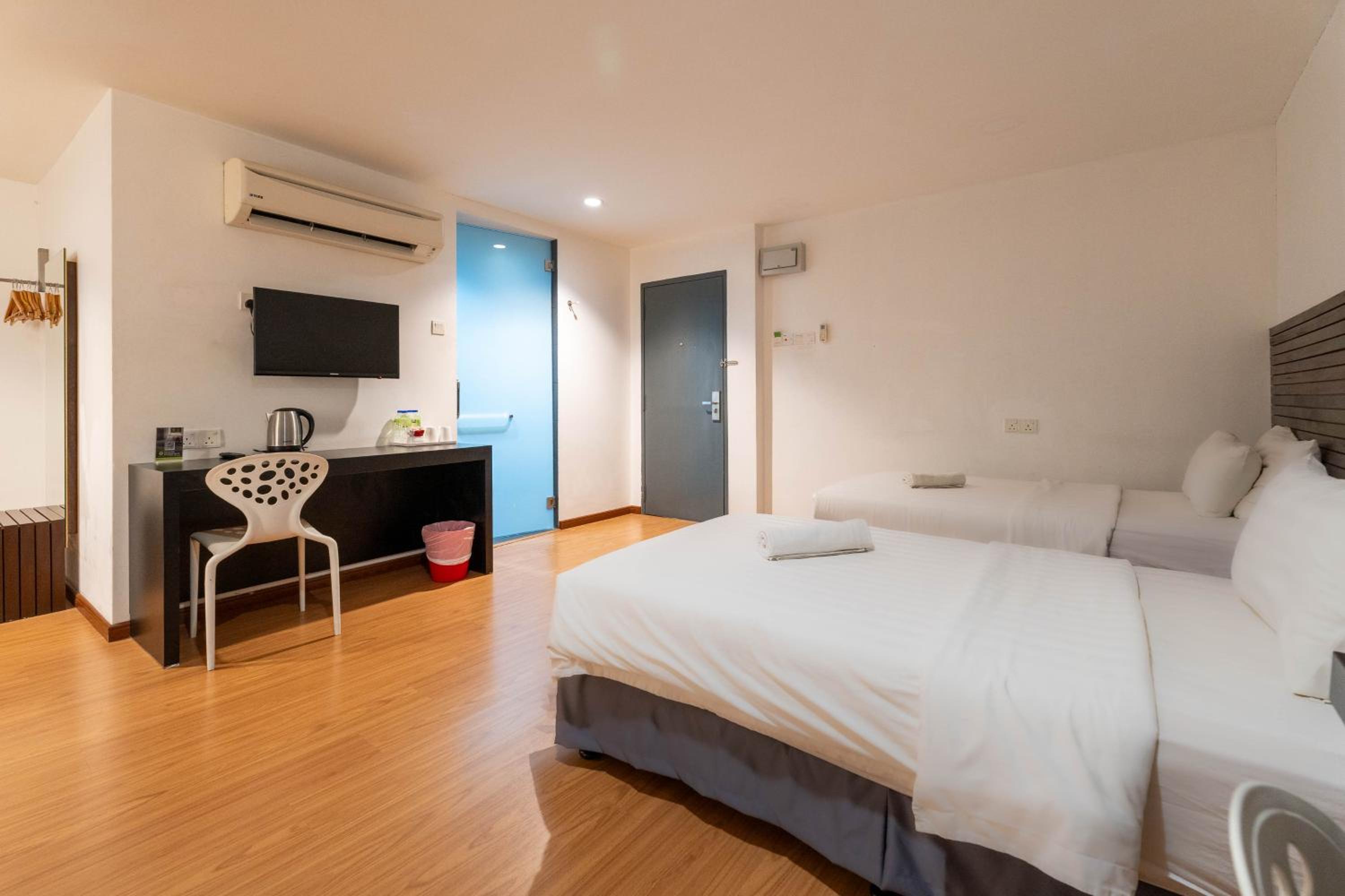 VIP Room – 1K2S photo 2
