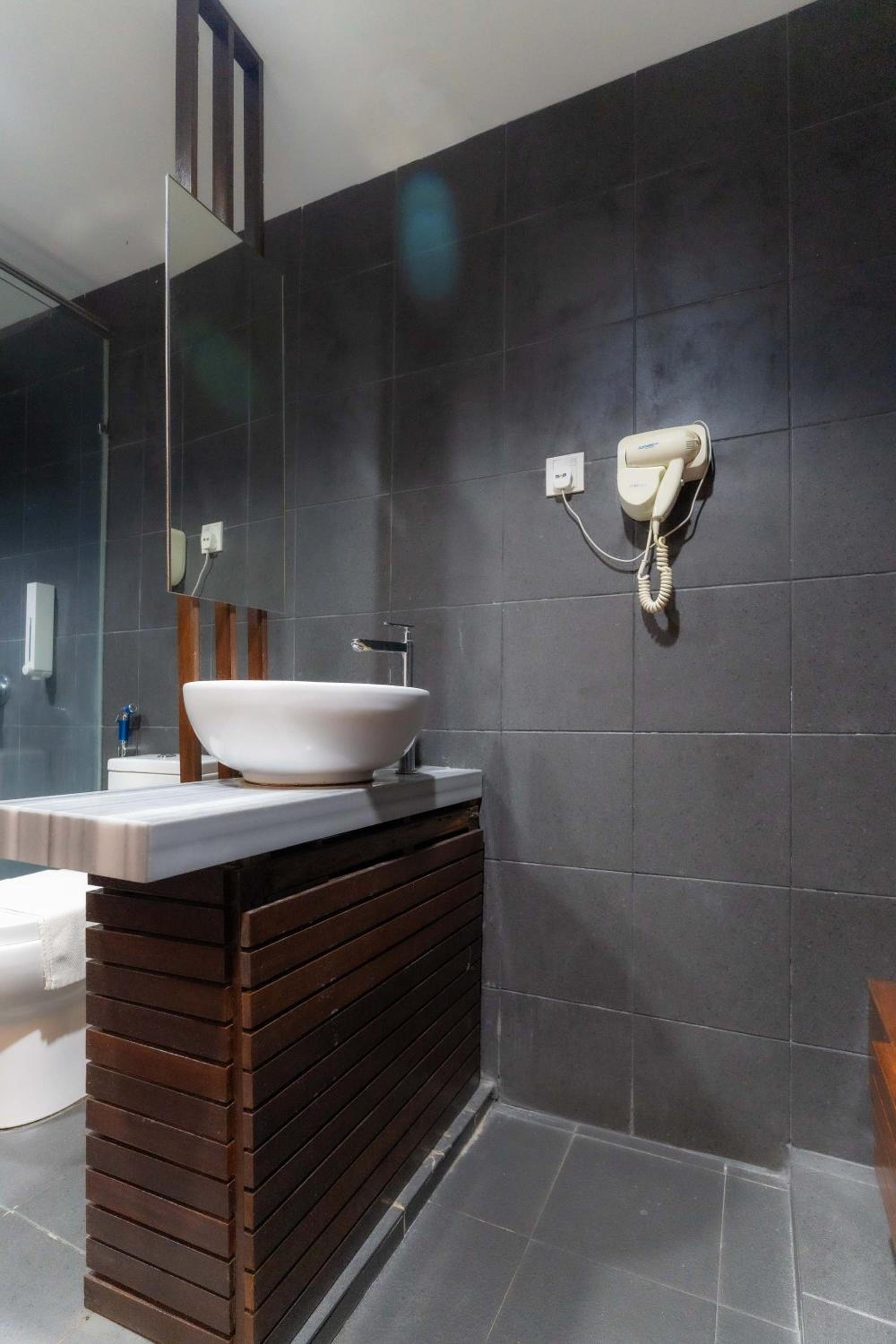VIP Room – 1K2S photo 3