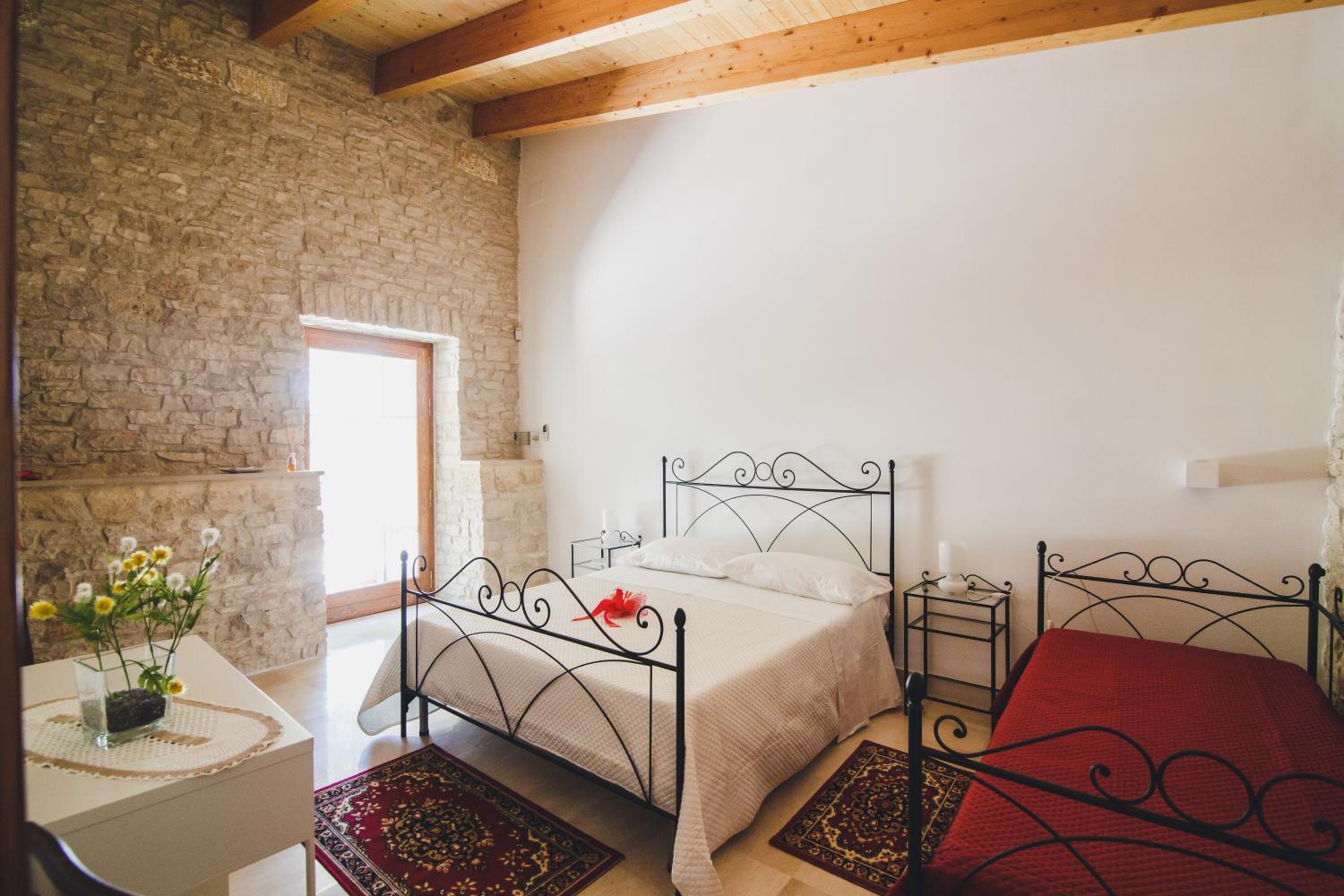 Deluxe Room (2 Adults + 1 Child)