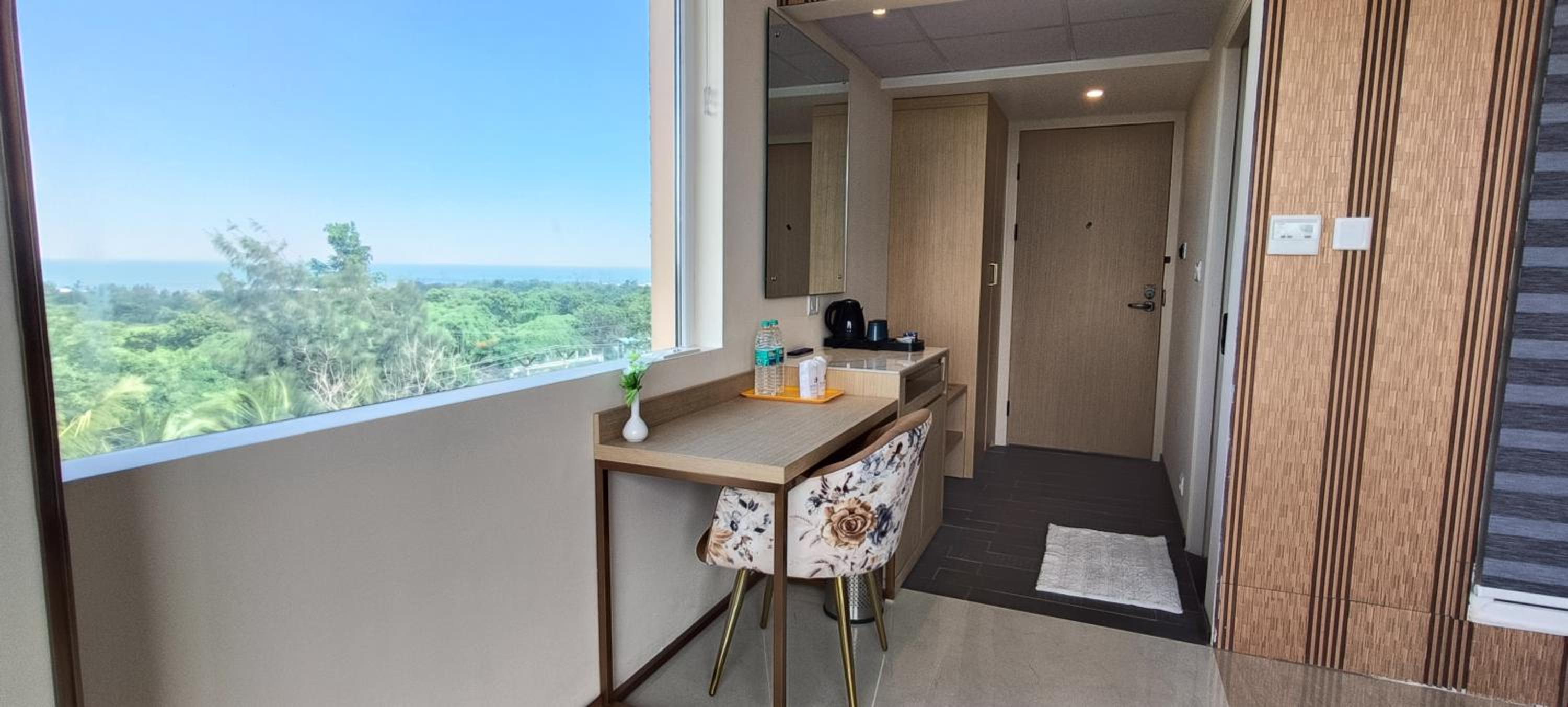 Deluxe Double Room with Sea View