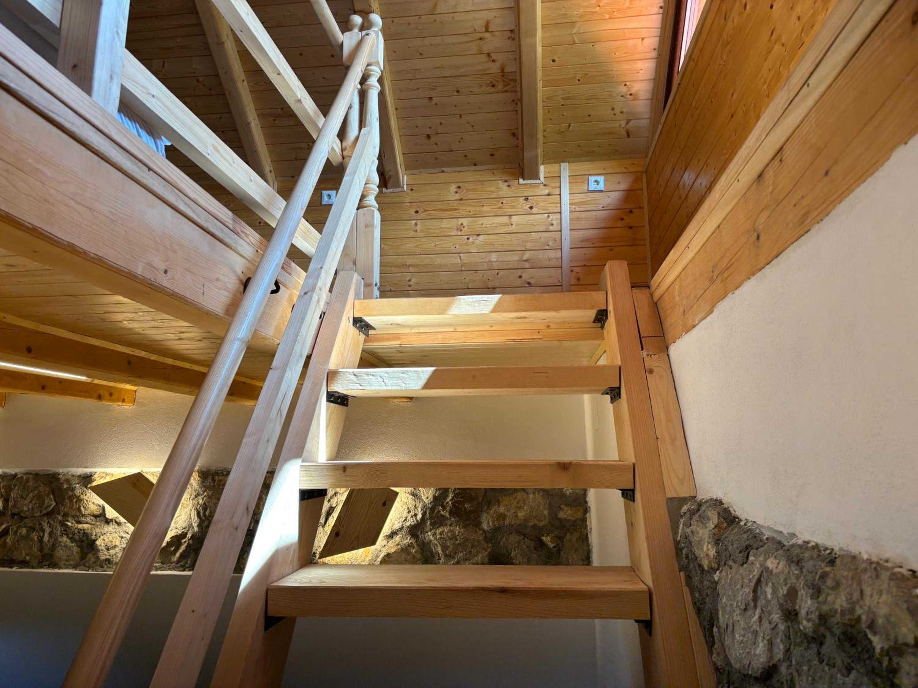 One-Bedroom House - Photo 16