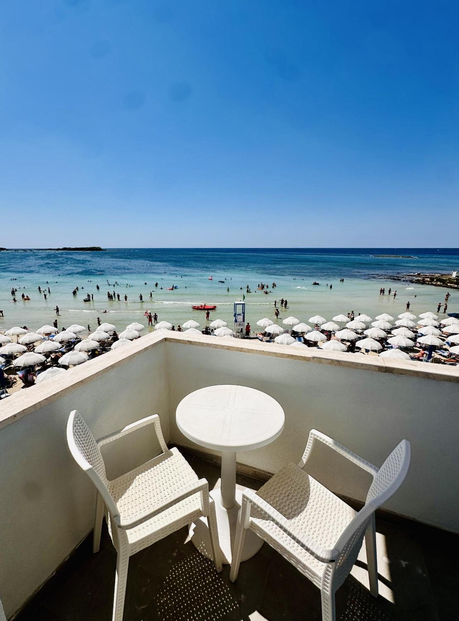 Superior Triple Room with Sea View photo 1