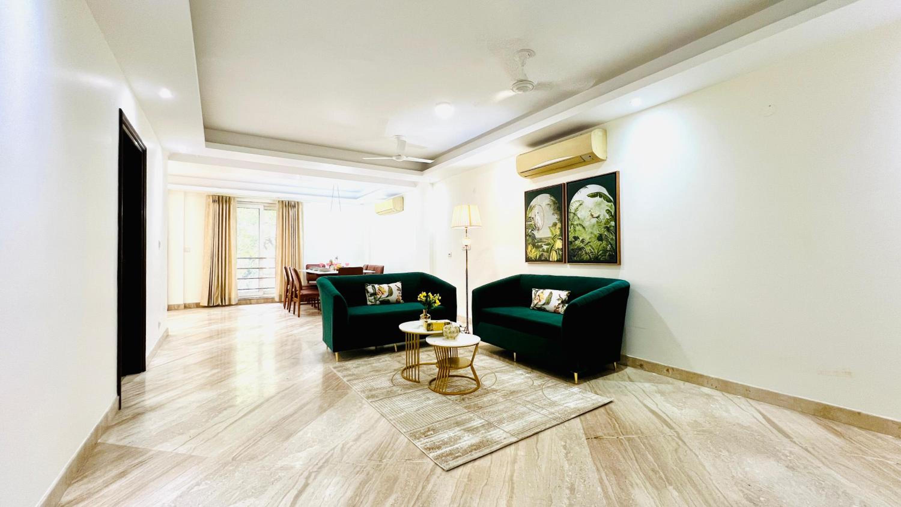 Premier Three-Bedroom Apartment - Photo 9