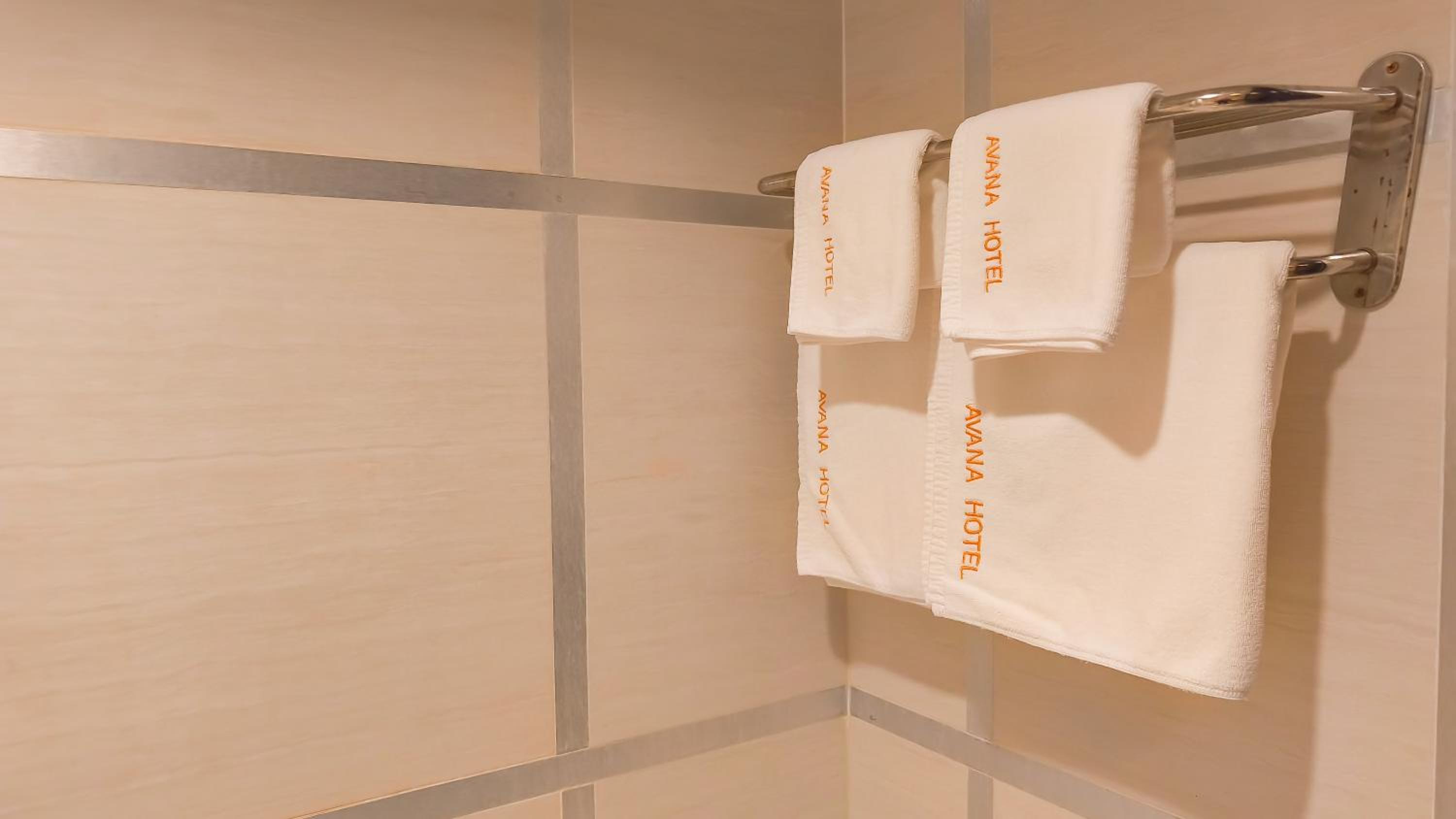 Junior Suite with Balcony photo 2