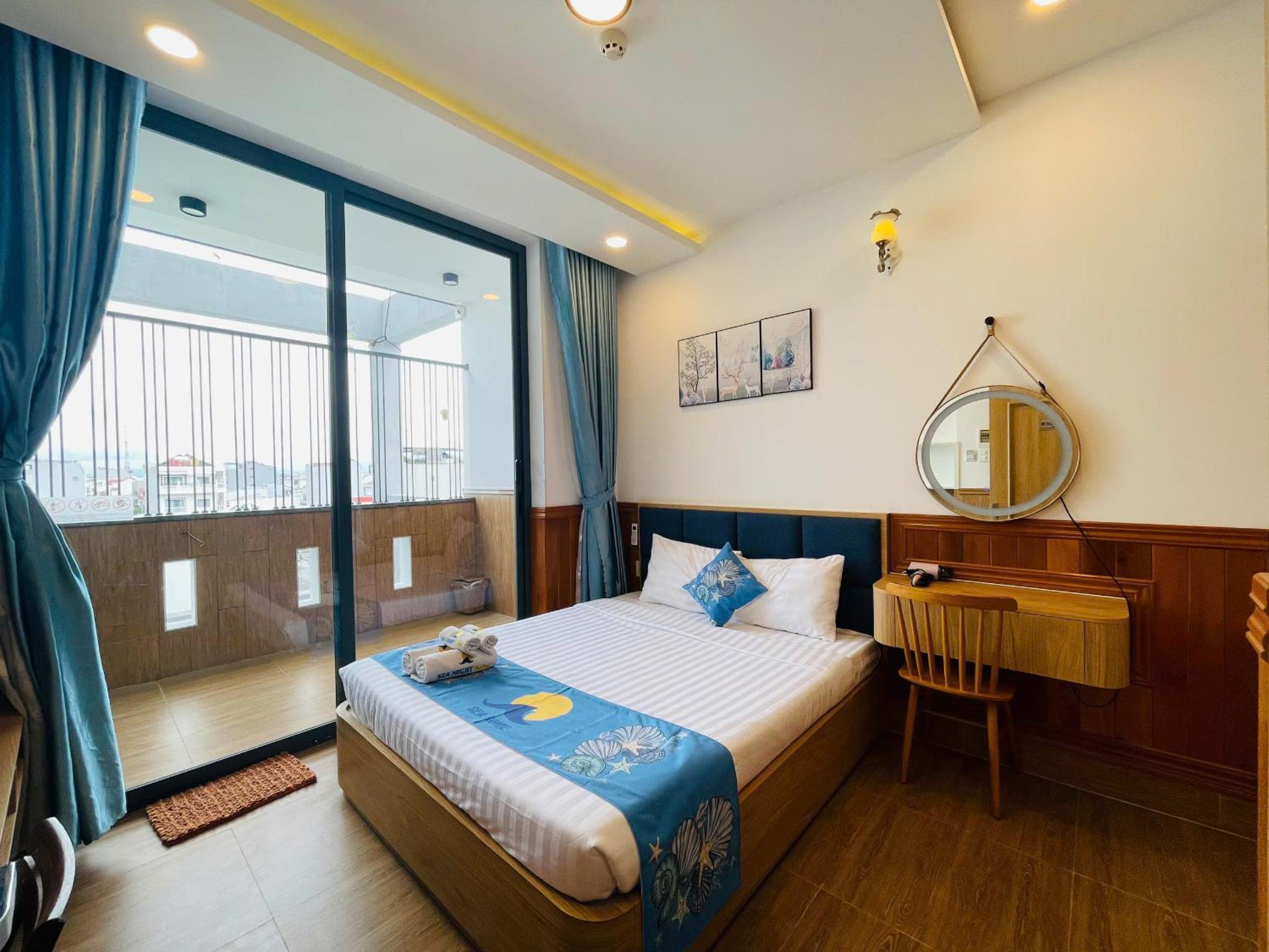 Deluxe Double Room with Bath