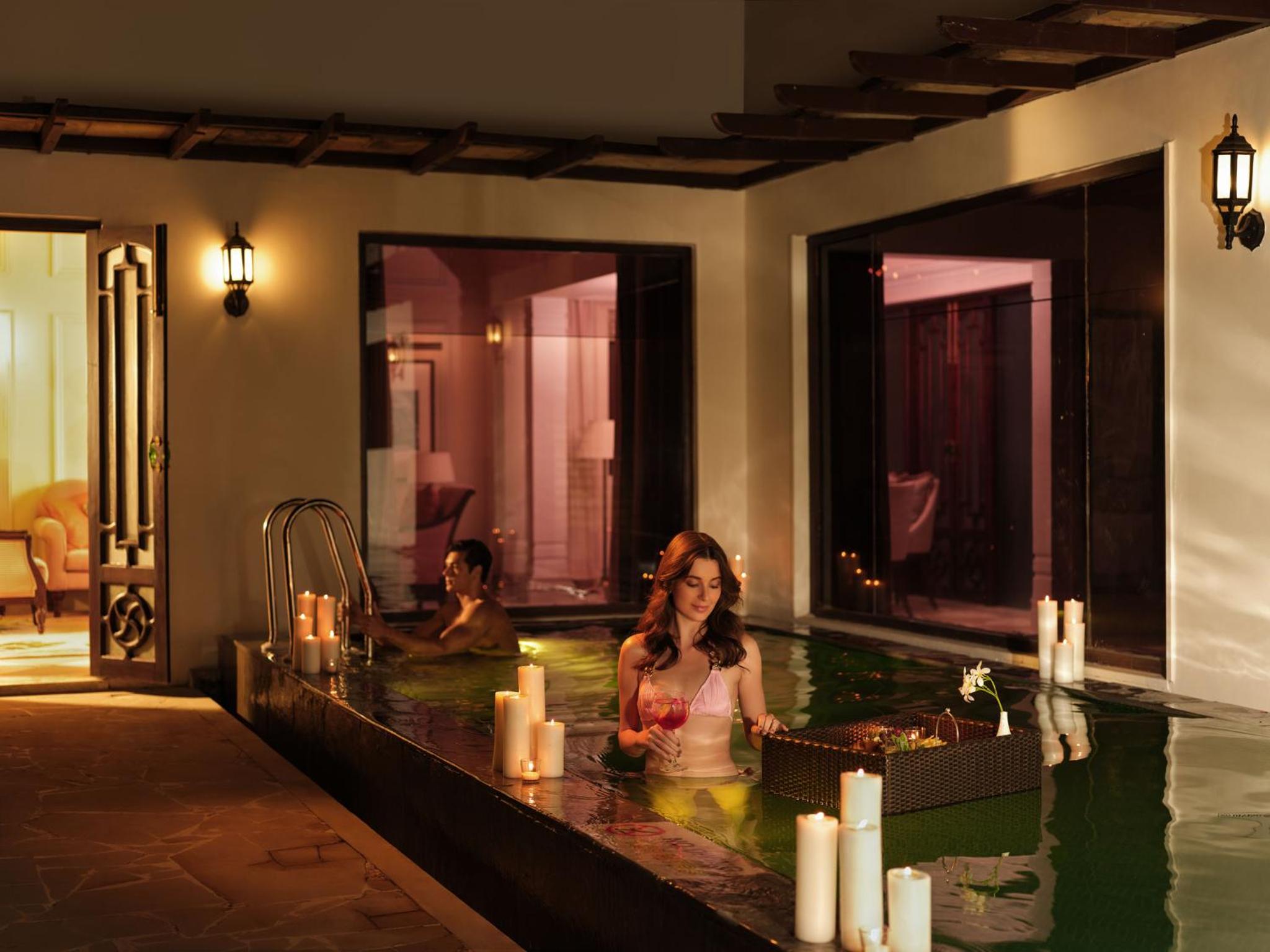 Luxury Villa with Plunge Pool - includes 15% off on Spa and Laundry - Photo 5