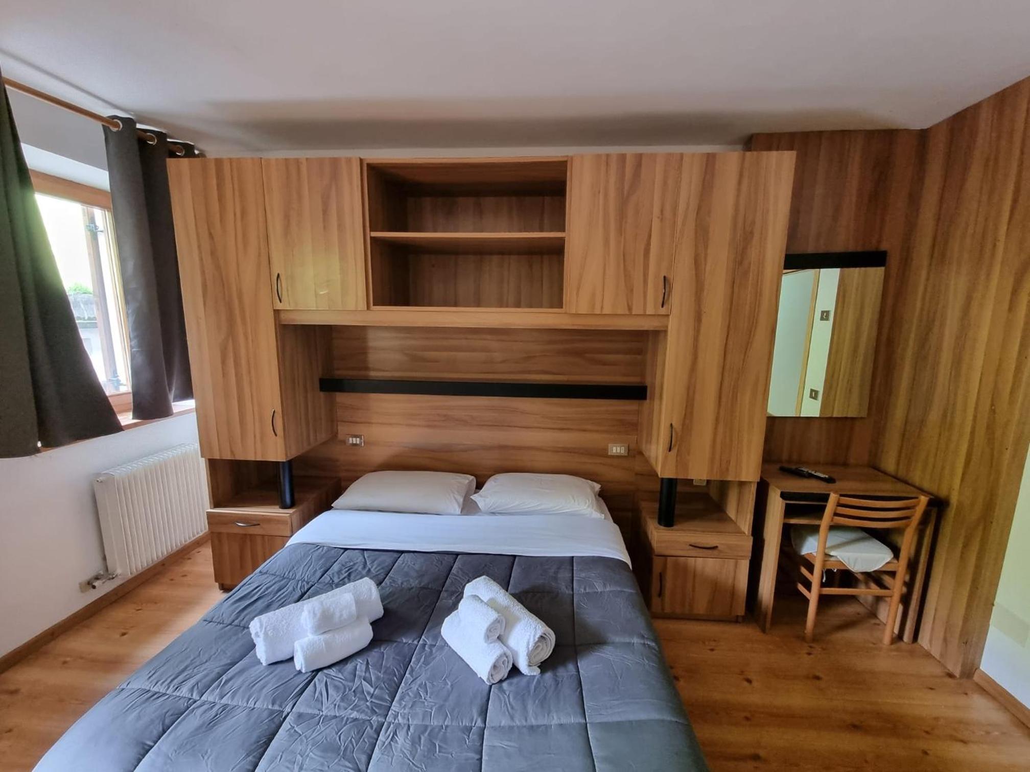Triple Room with Terrace photo 3