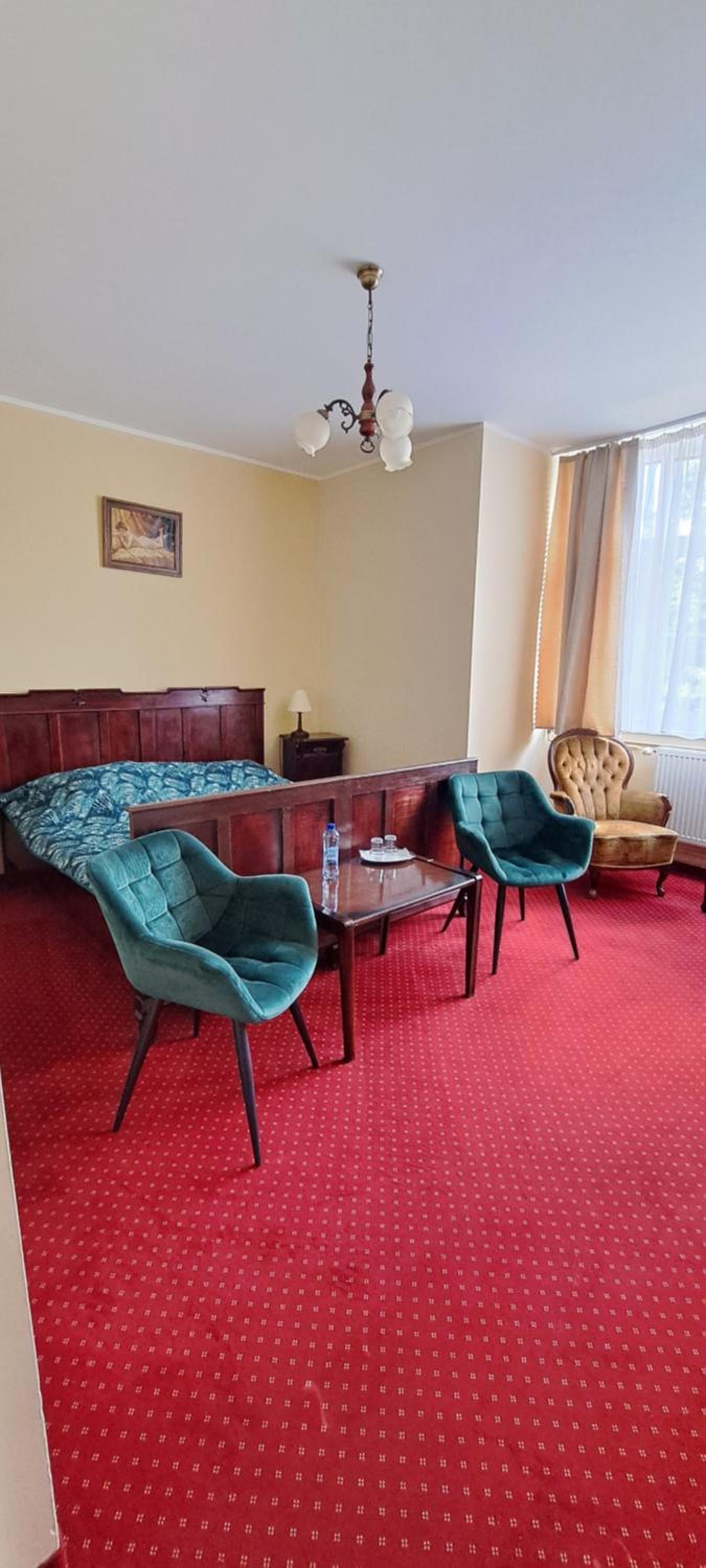 Double or Twin Room - Photo 2