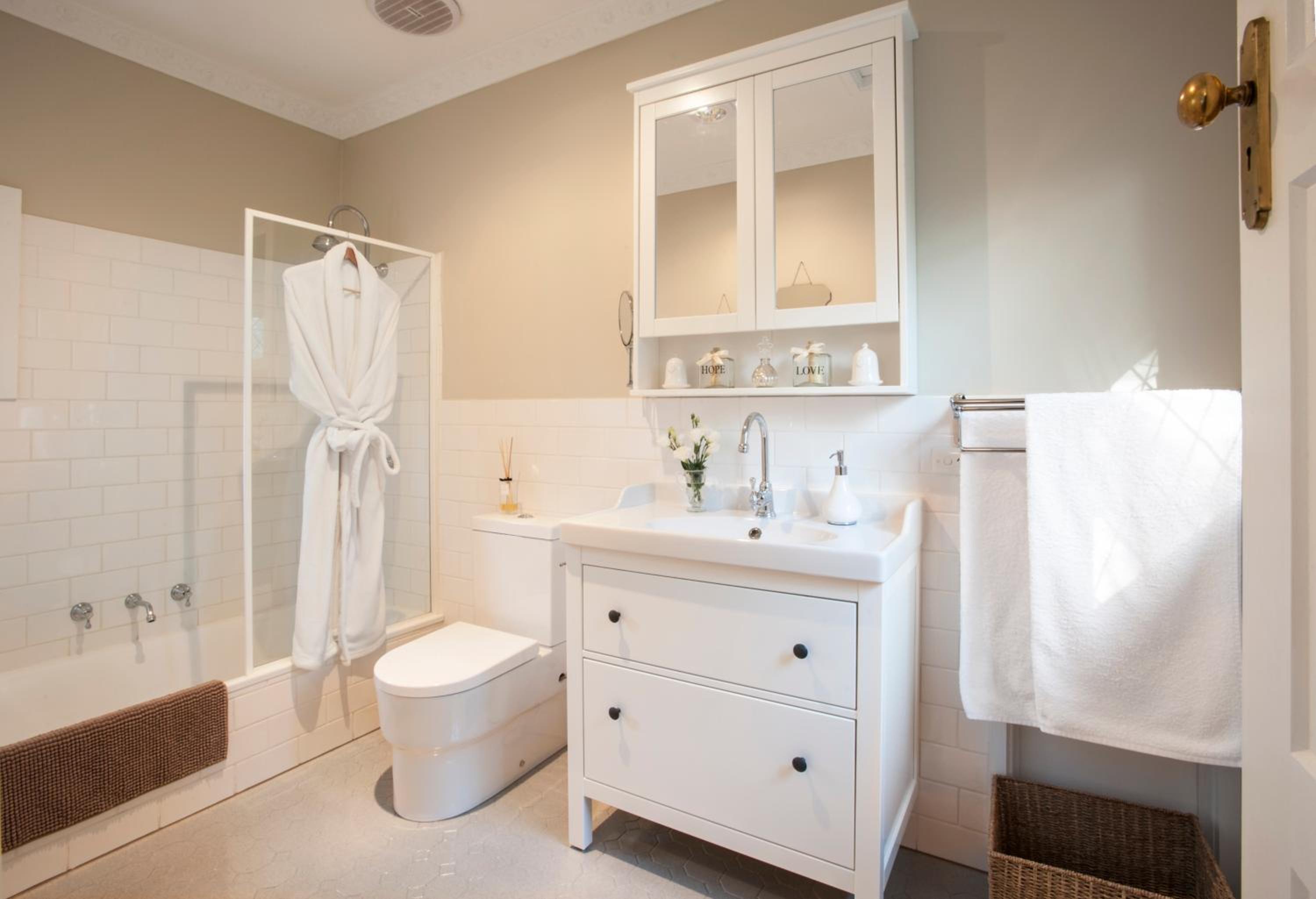 Small Suite photo 3