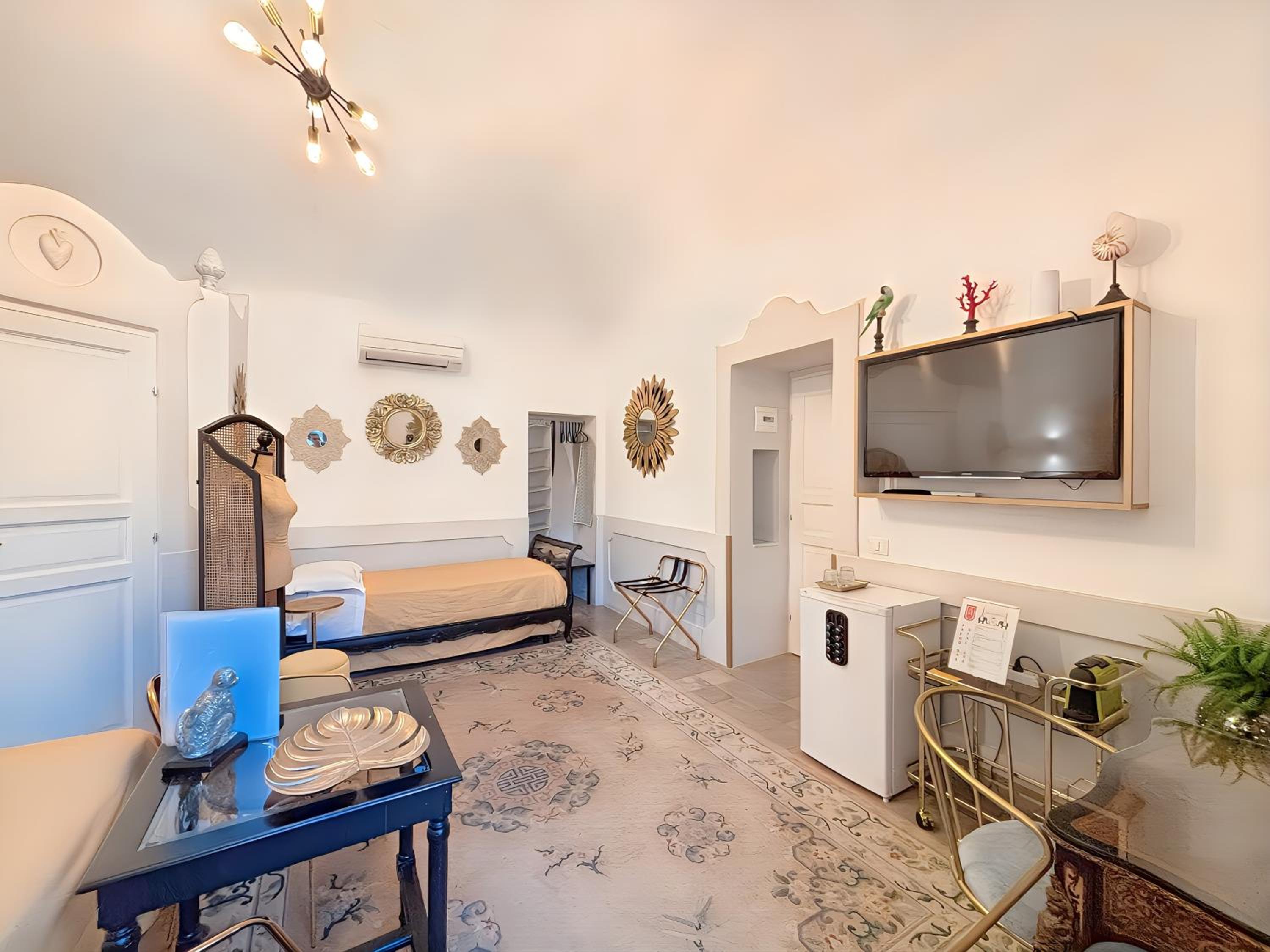 Junior Suite with Balcony