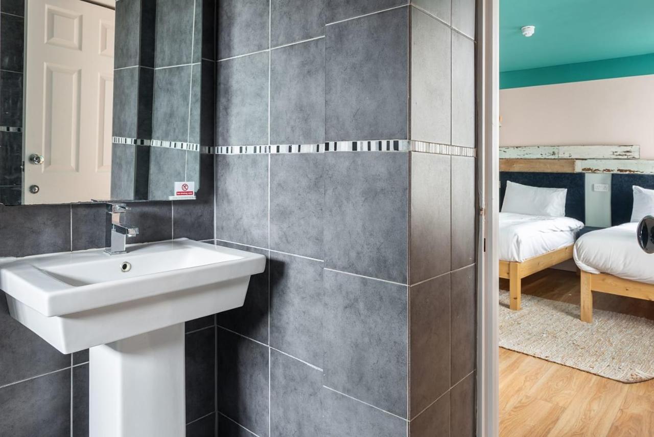 Classic Quadruple Room