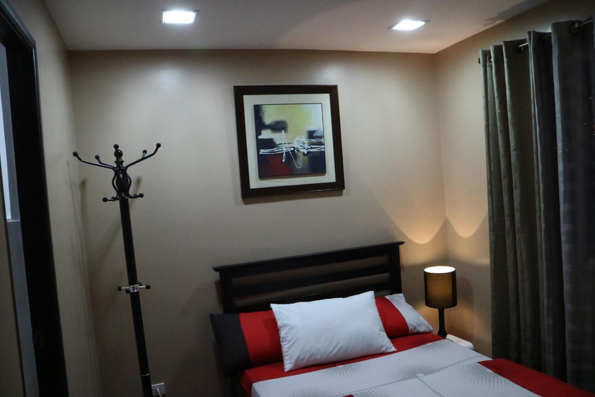 Two-Bedroom Apartment - Photo 14