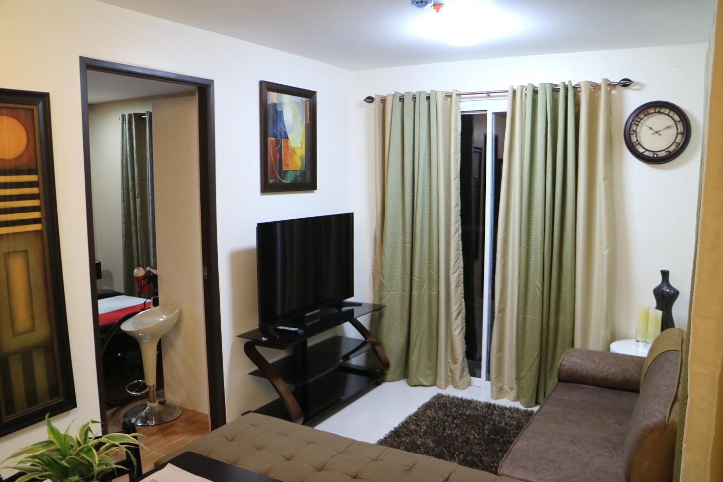 Two-Bedroom Apartment - Photo 16