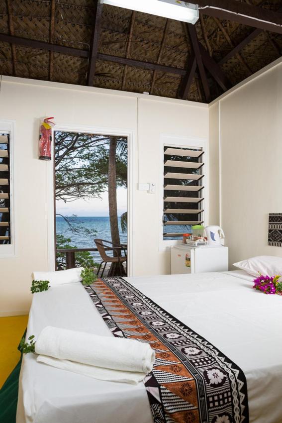 Bungalow - Beach Front photo 9