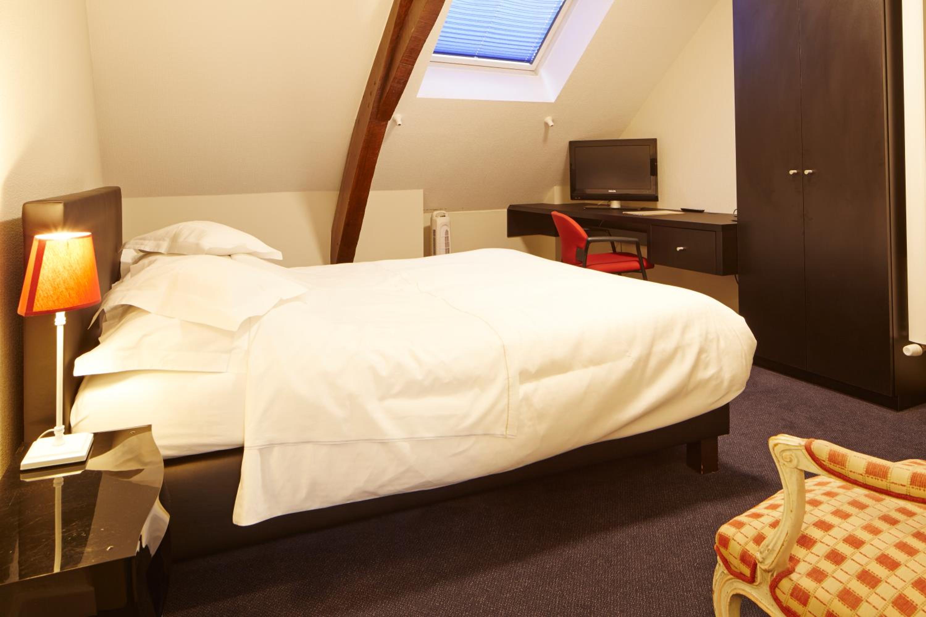 Business Double Room photo 2