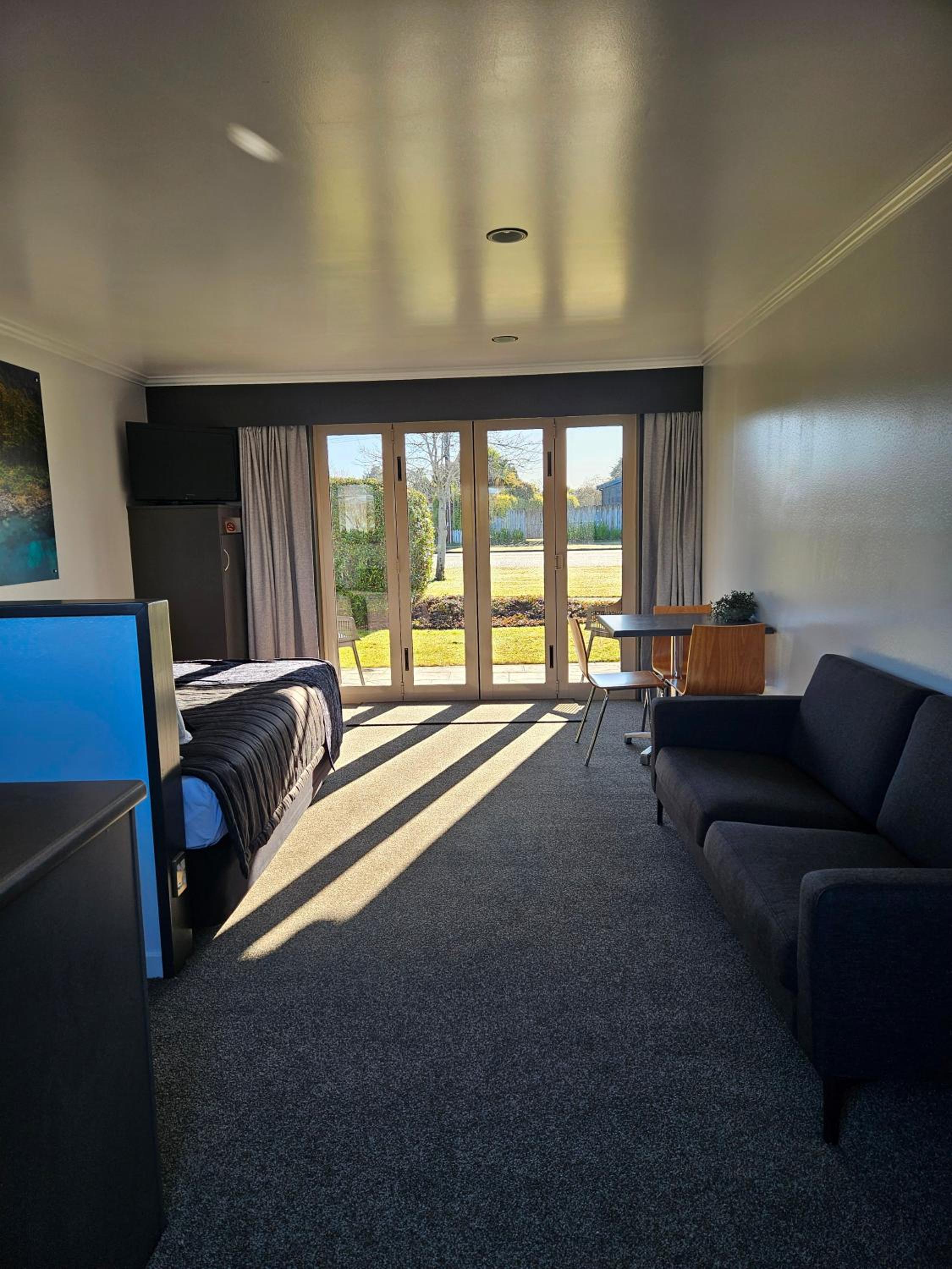 Suite with Garden View photo 2
