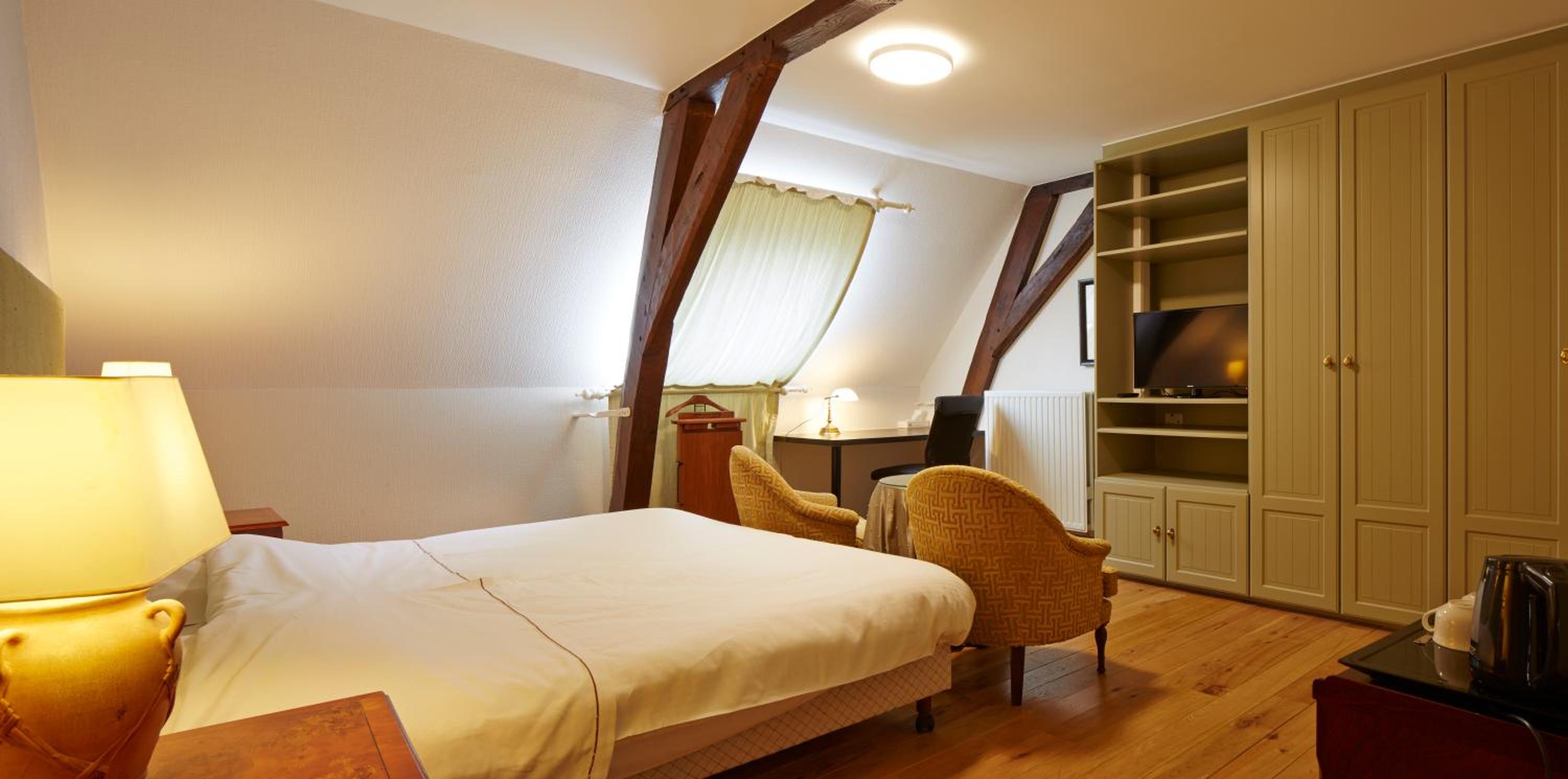 Executive Room photo 3