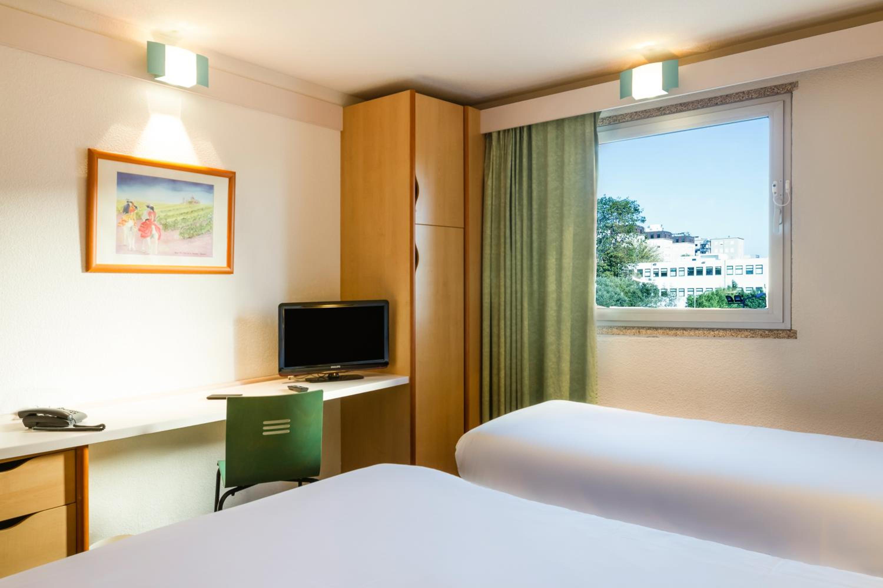 Superior Triple Room - Photo 5