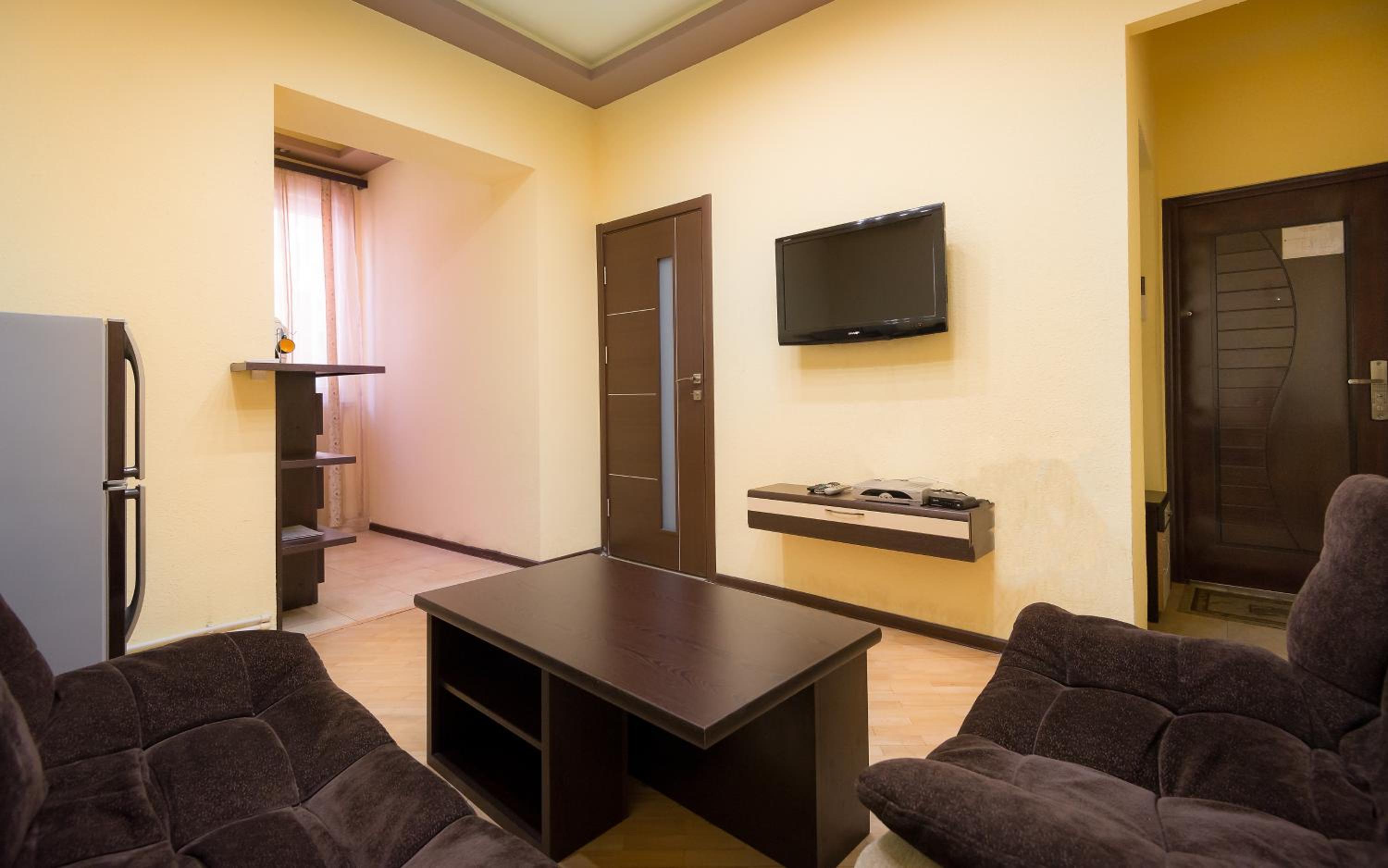 One-Bedroom Apartment photo 3