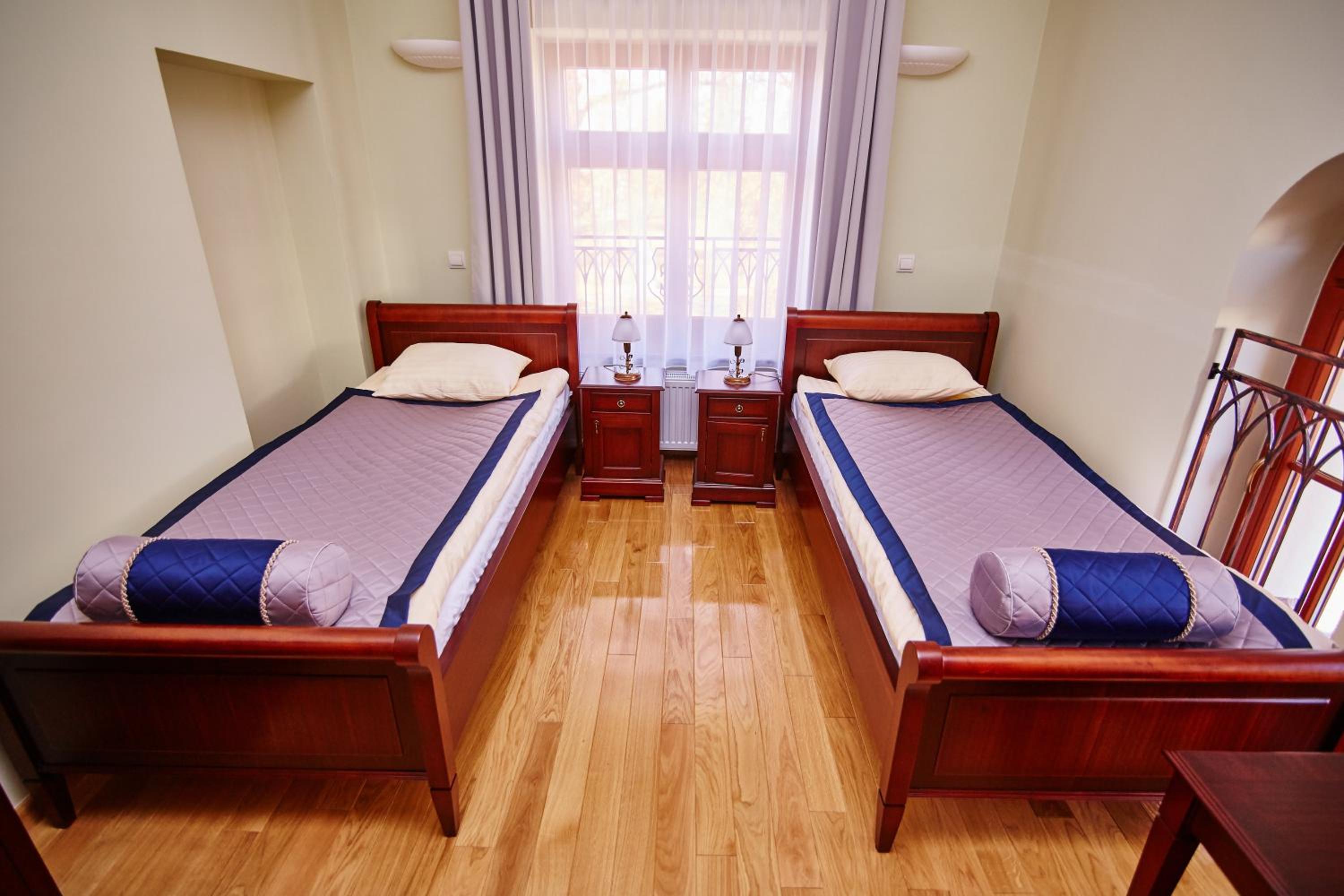 Double Room - Photo 3