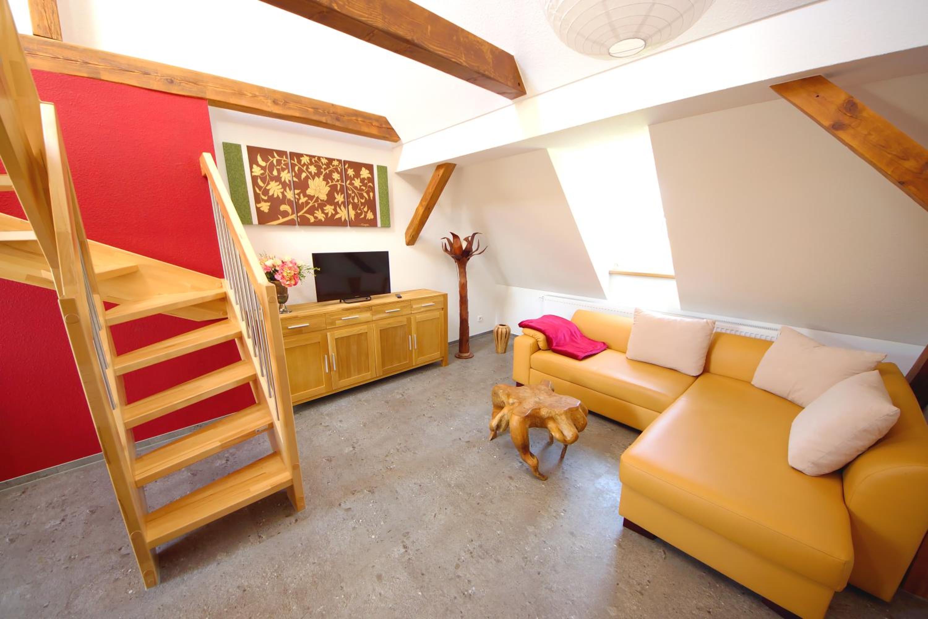 Maisonette photo 1