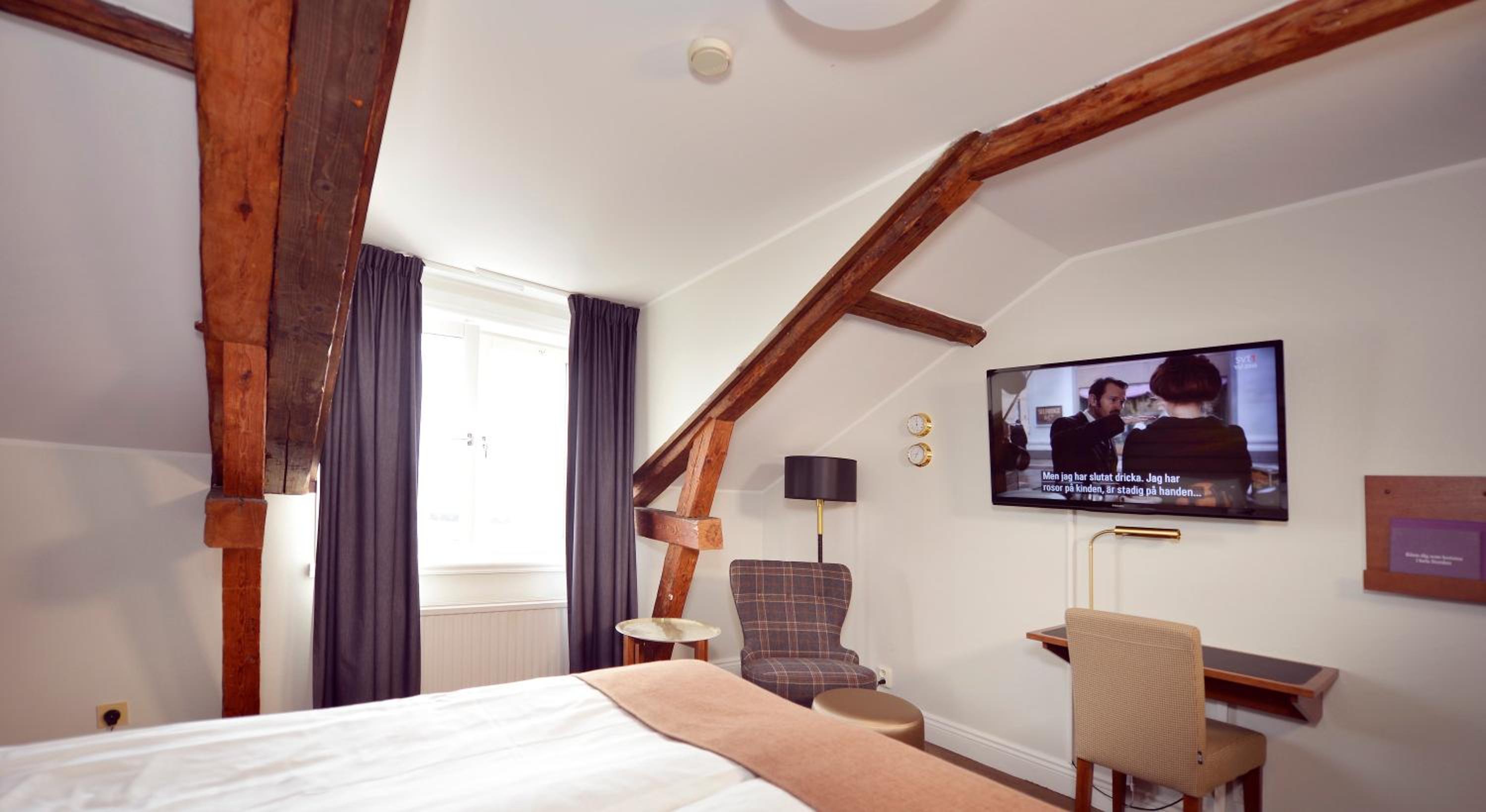Superior Double Room - Photo 12