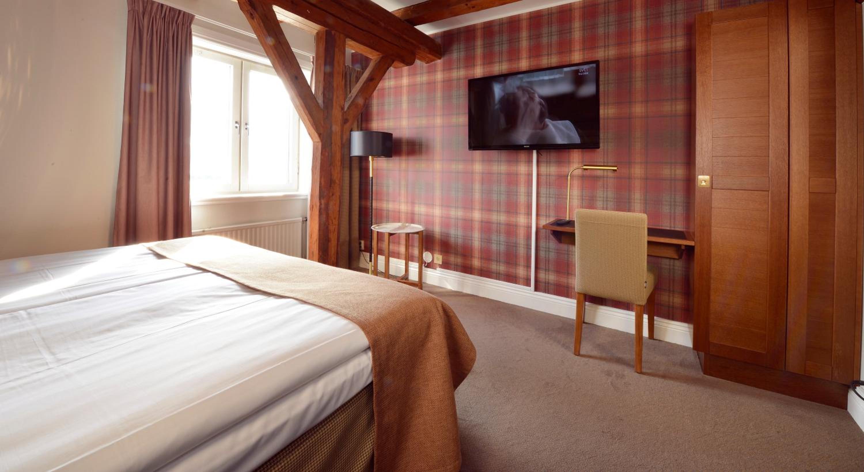 Standard Double Room - Photo 6