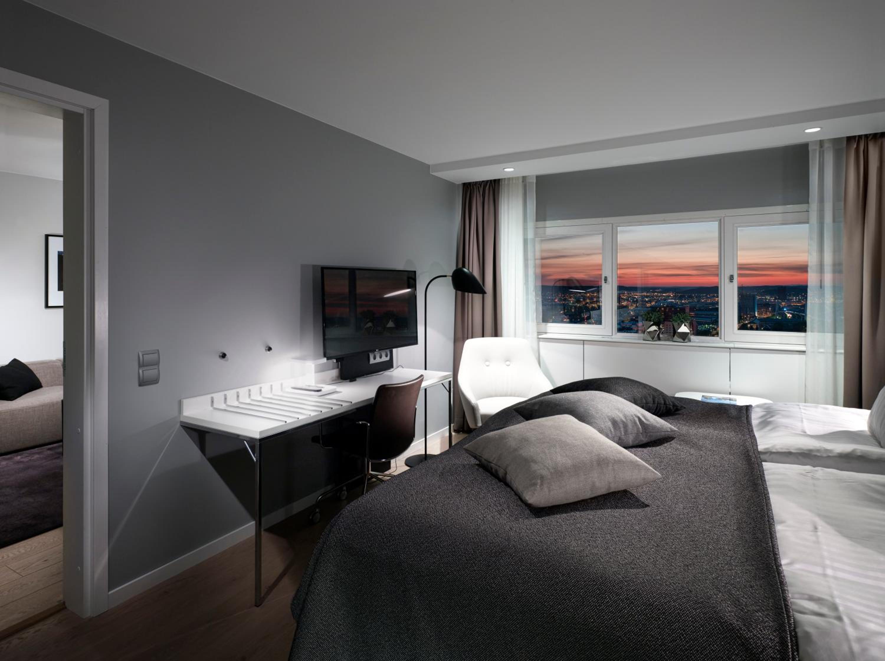 Junior Suite - Gothia Towers (min 25 years of age acceptable) - Photo 10