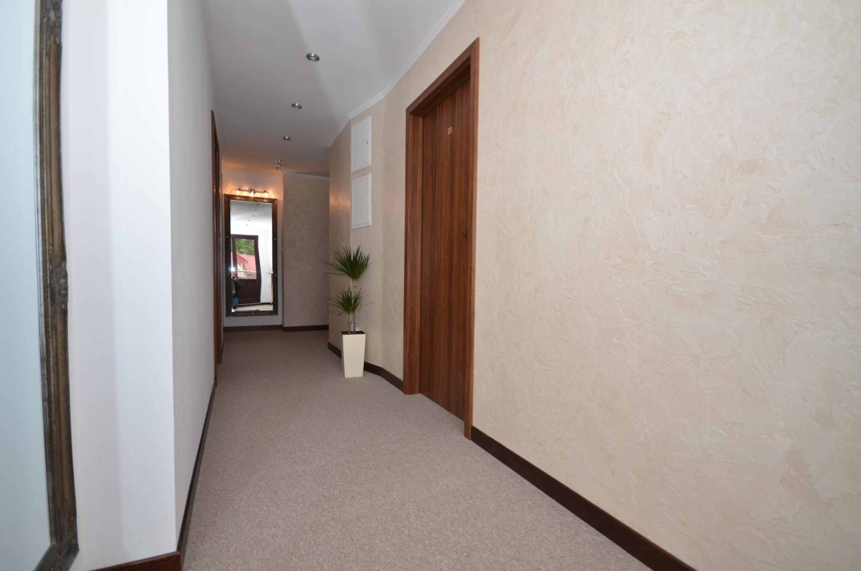 Quadruple Room - Photo 1
