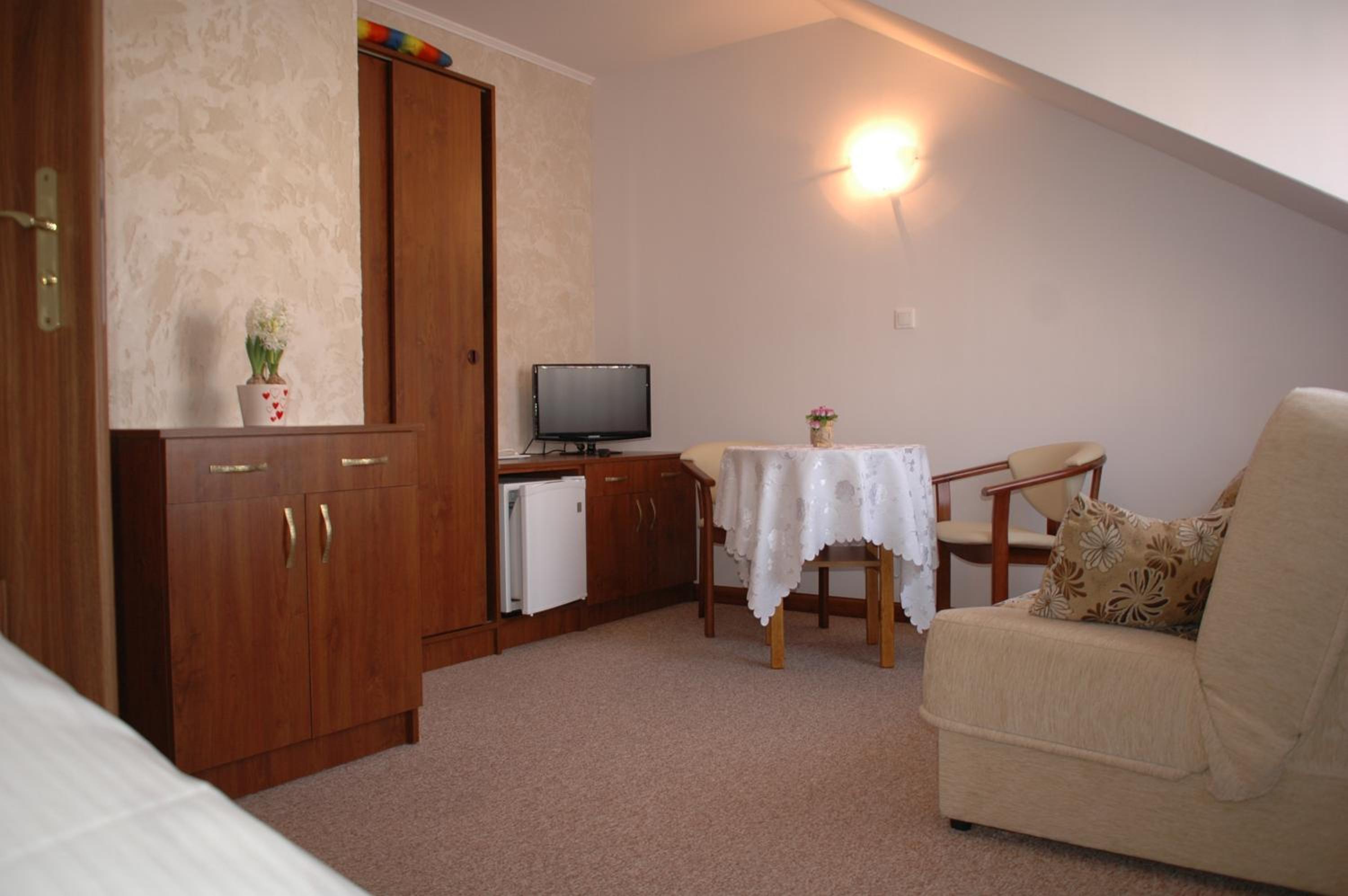 Double or Twin Room - Photo 1