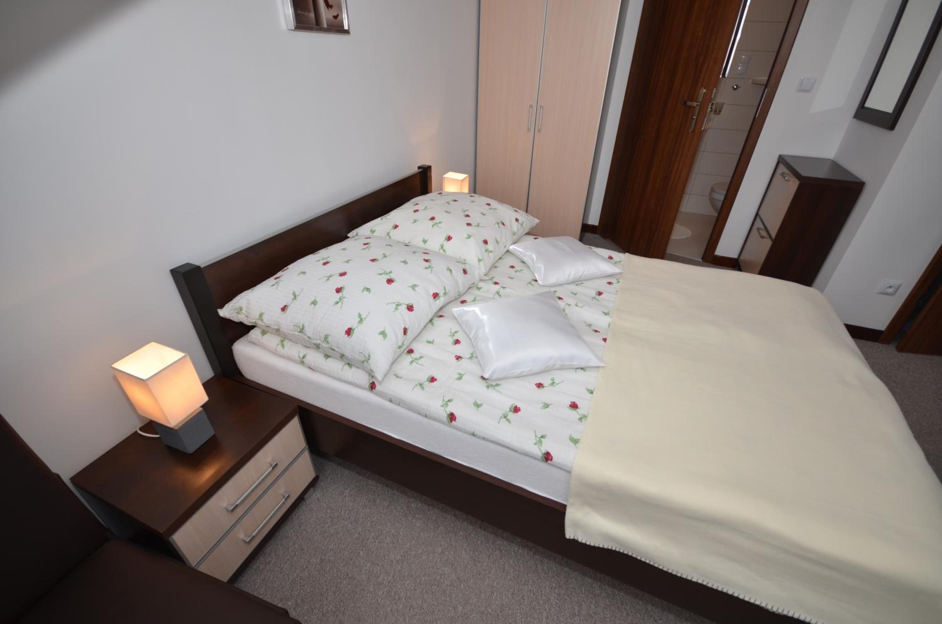 Quadruple Room - Photo 2