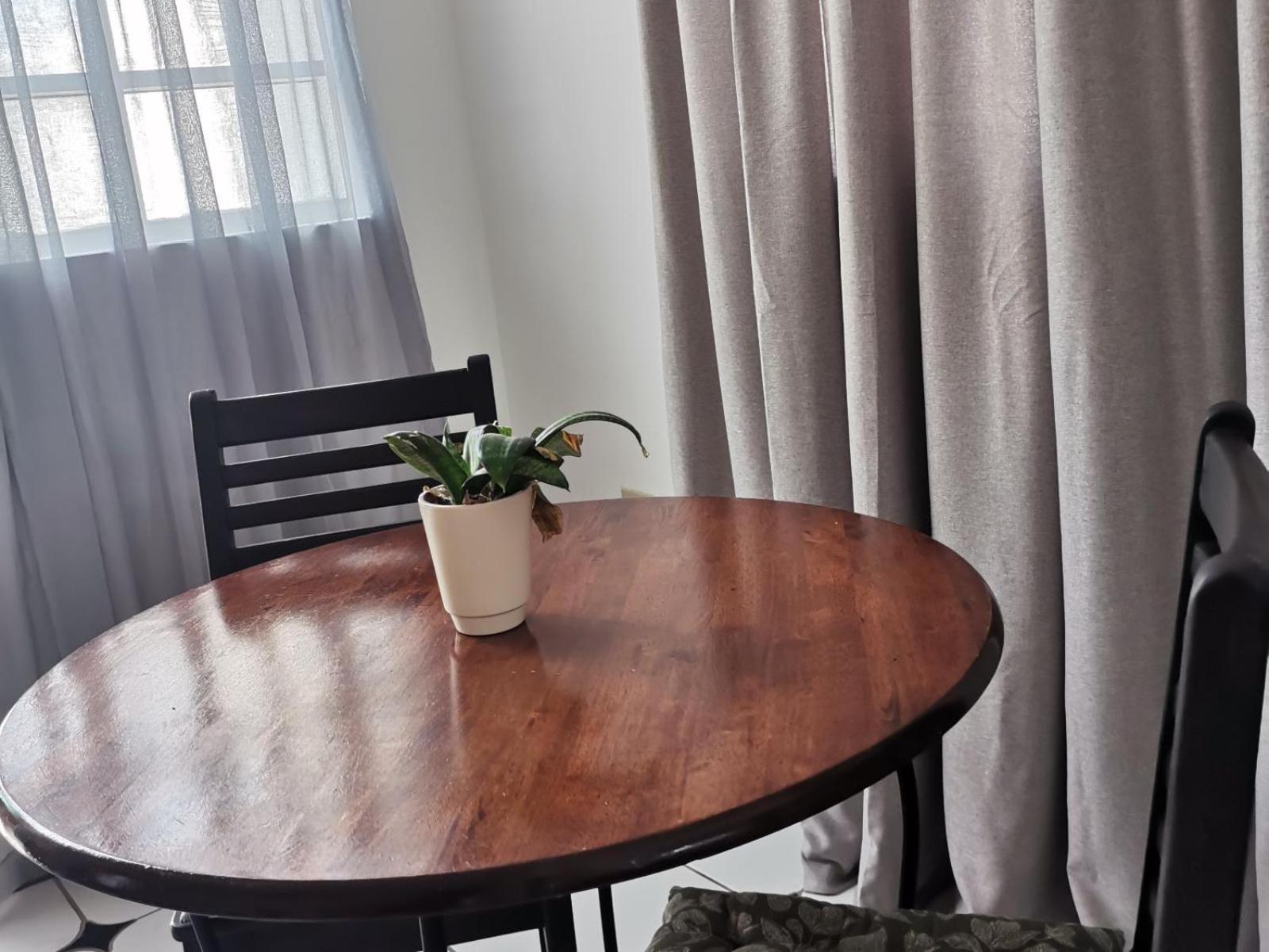 Standard Family Room - Photo 4