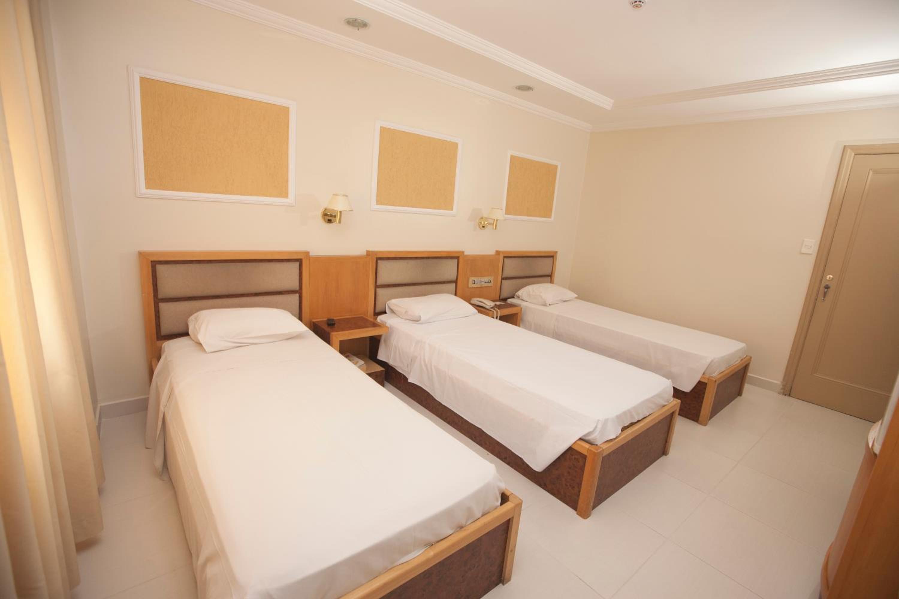 Luxury Triple Room