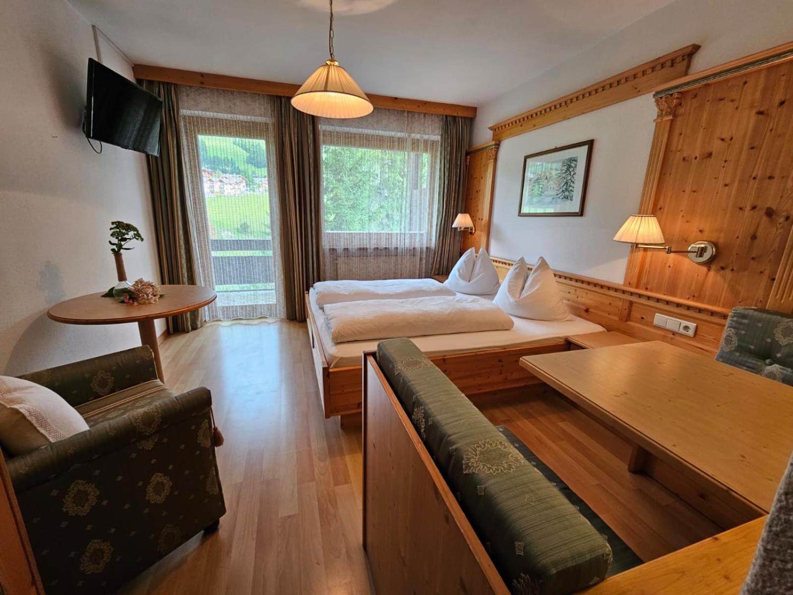 Double Room with Balcony photo 1