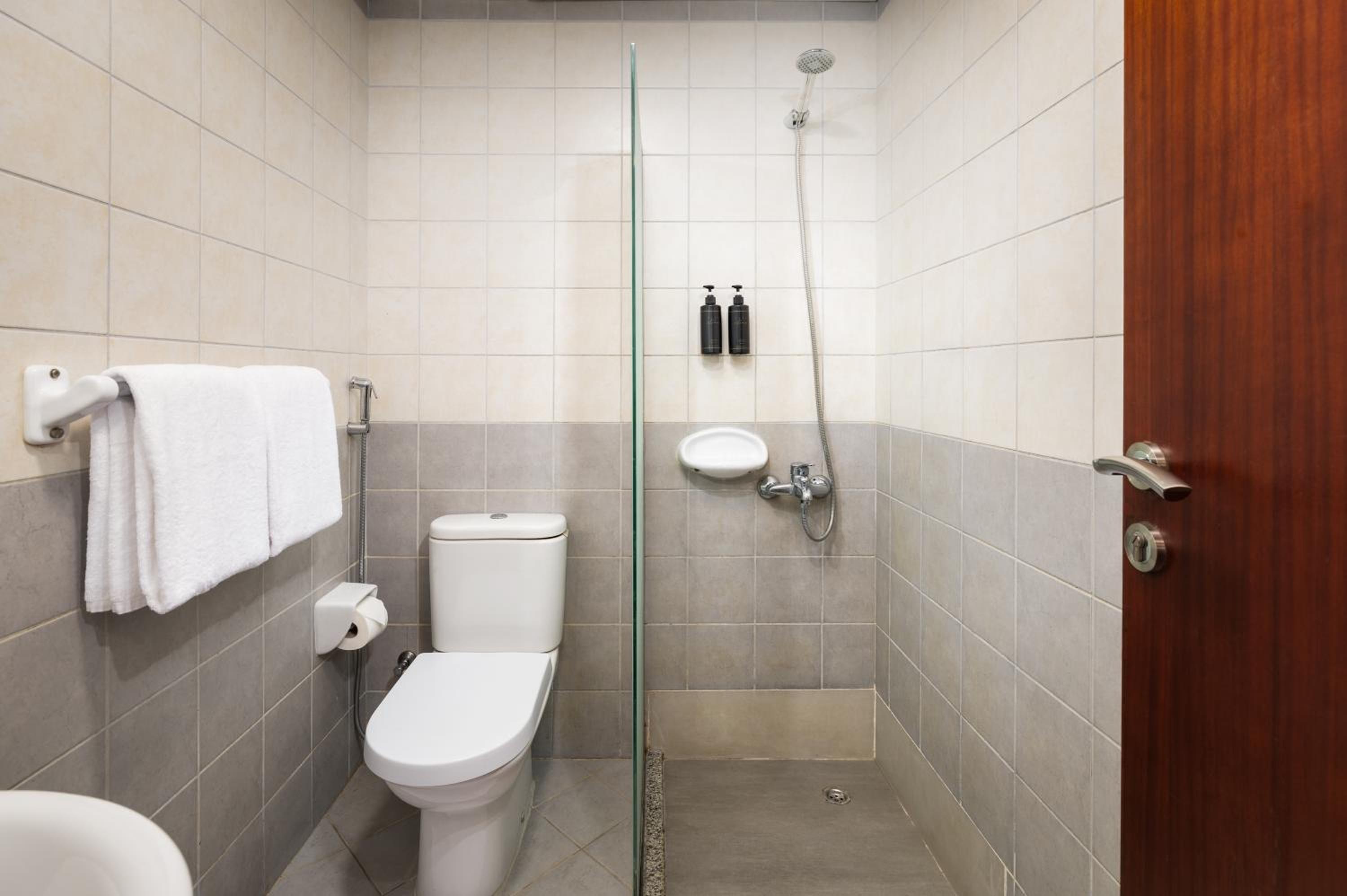 Standard Triple Room - Photo 6