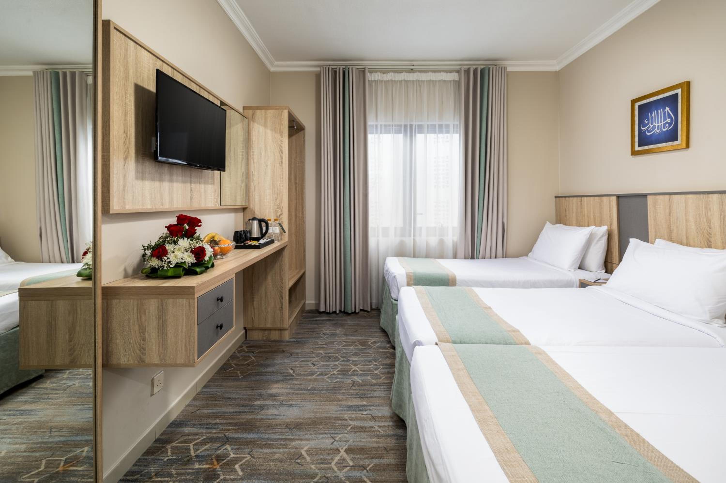 Standard Triple Room - Photo 8