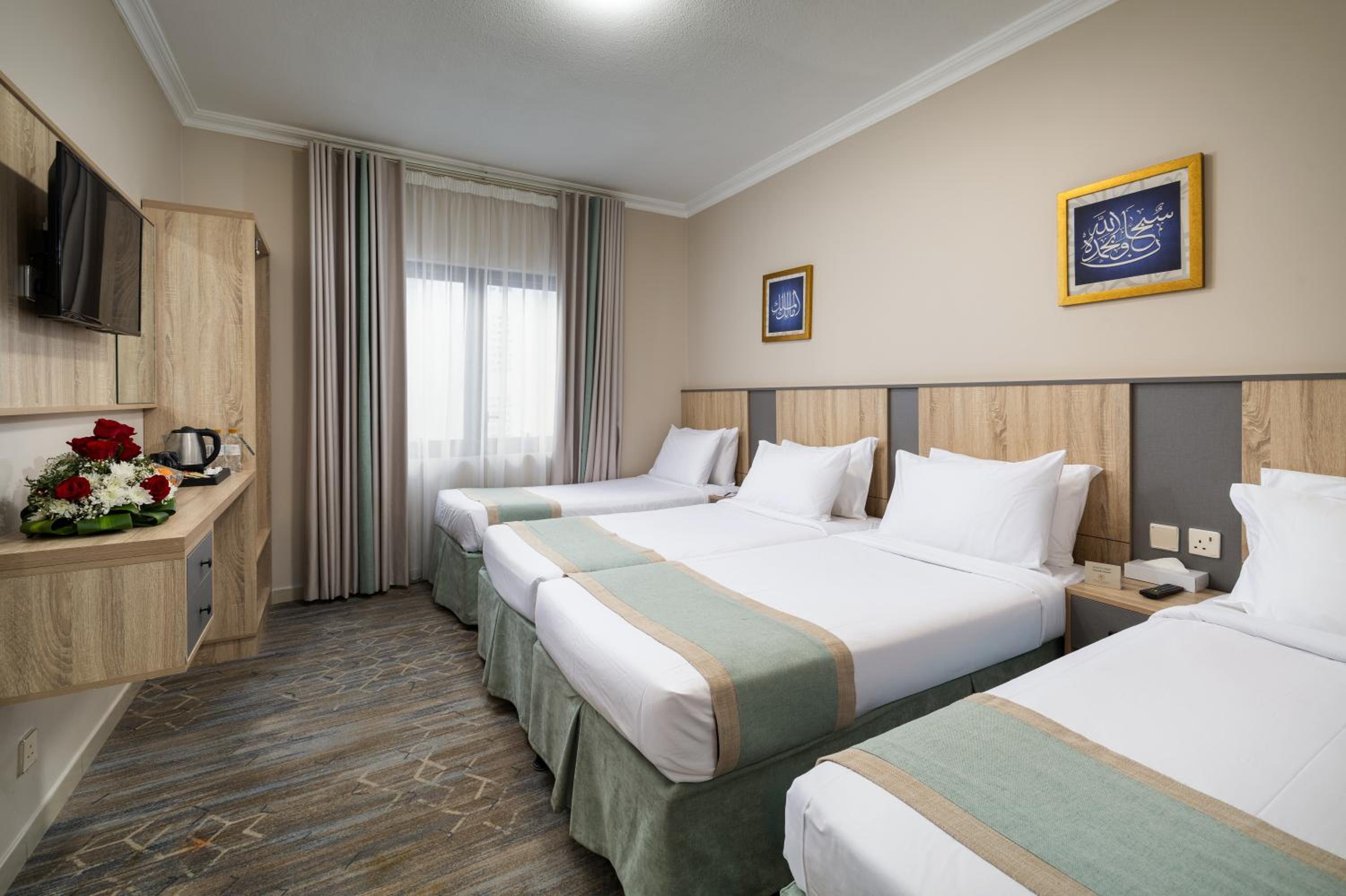Standard Quadruple Room - Photo 1