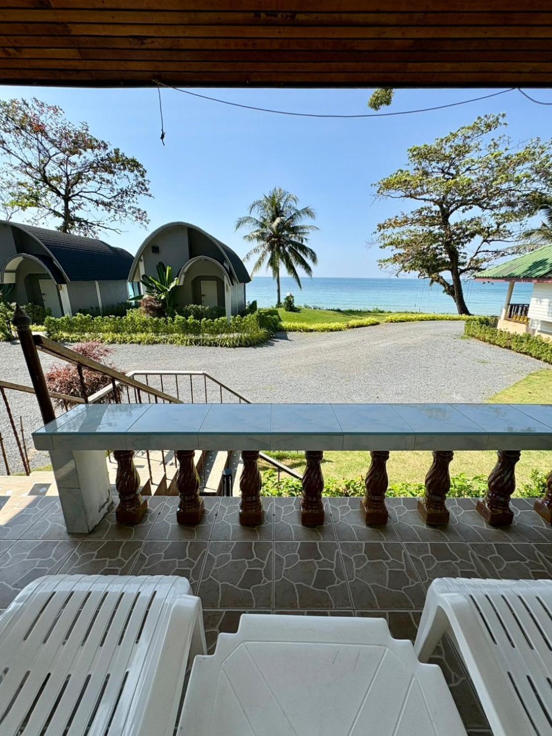 Bungalow with Fan photo 2