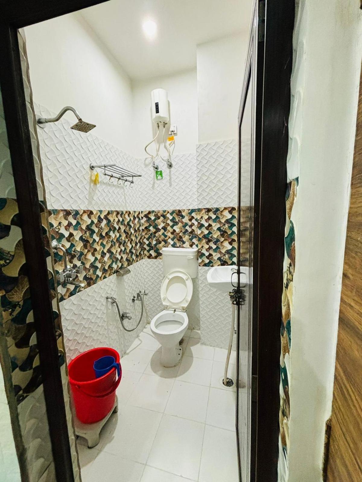 Triple Room - Photo 11