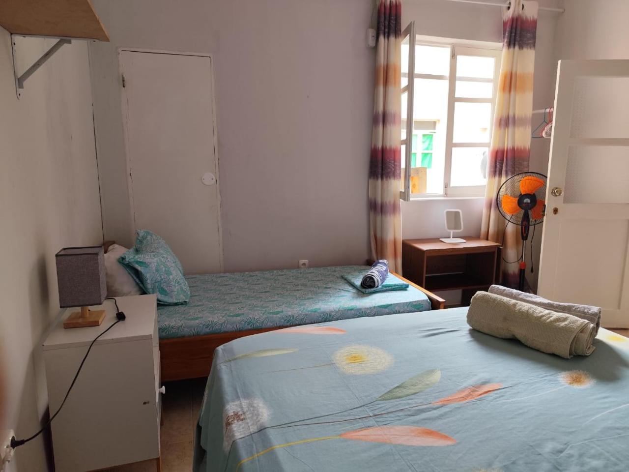 Four-Bedroom Apartment with Balcony  photo 3