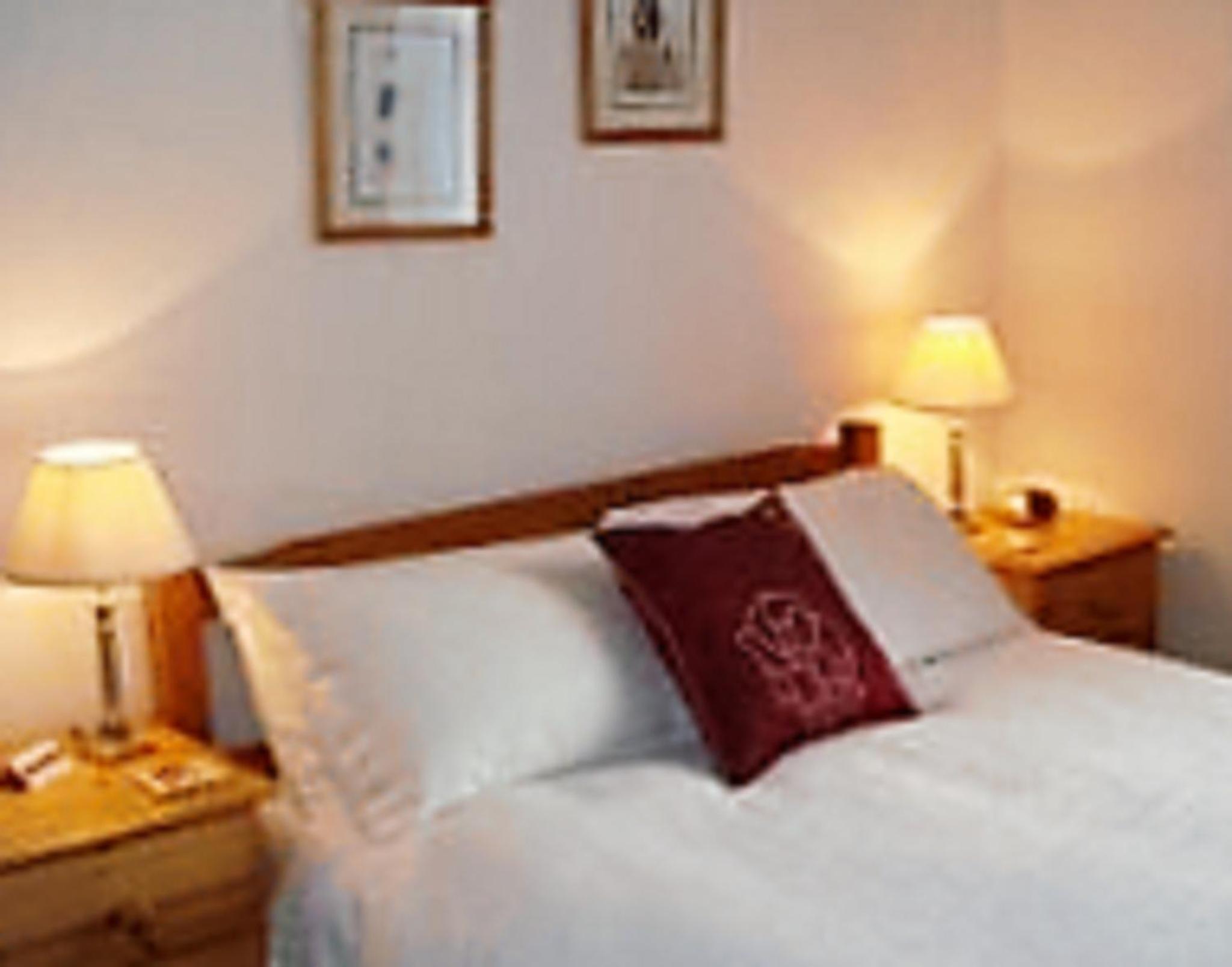 Double Room with Private Bathroom photo 3