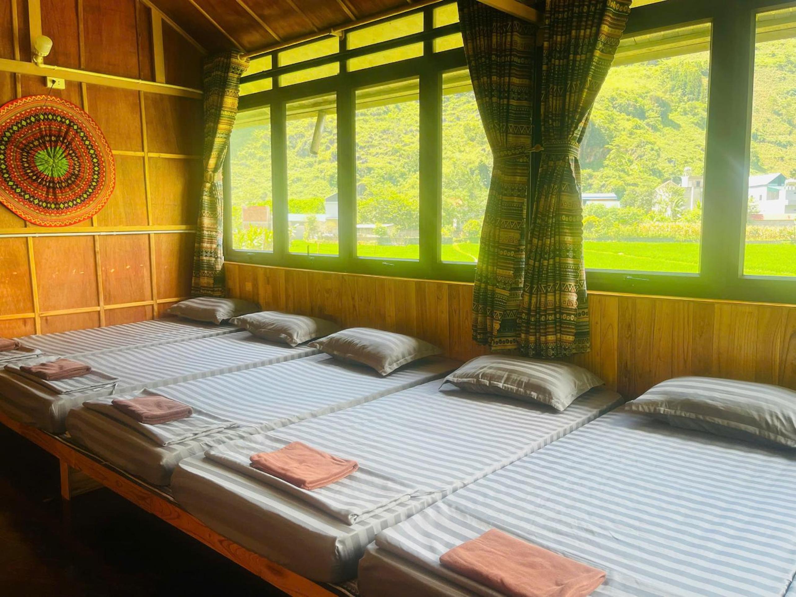 Single Bed in 10-Bed Dormitory Room photo 3