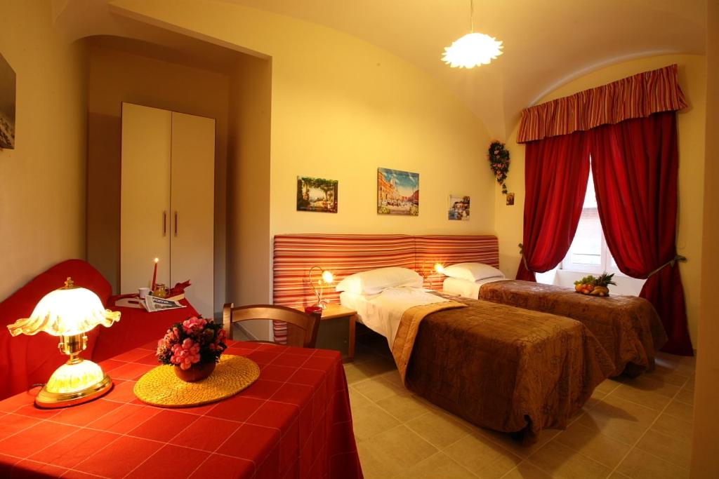 Double or Twin Room photo 2