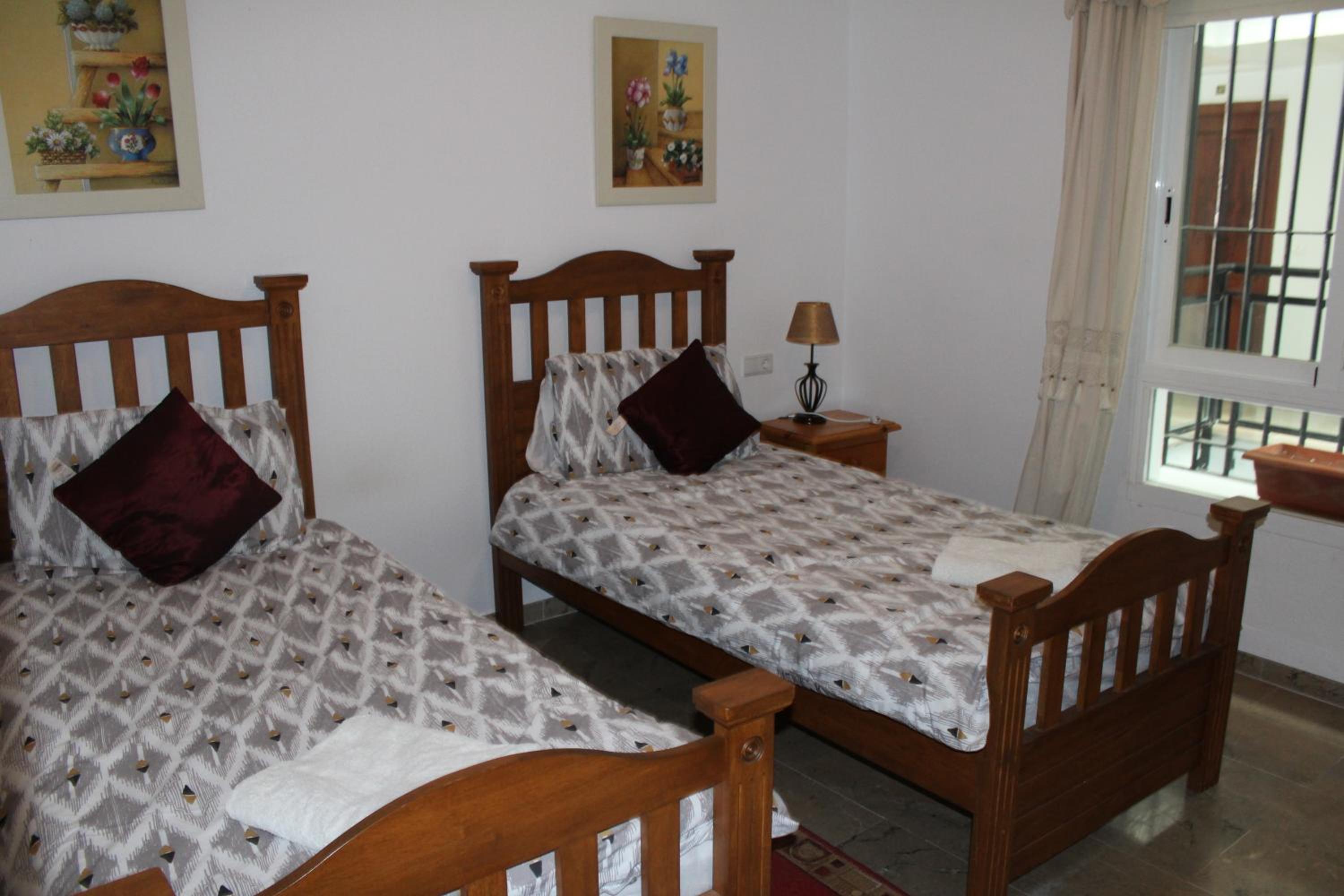 Apartamento con vista a la piscina