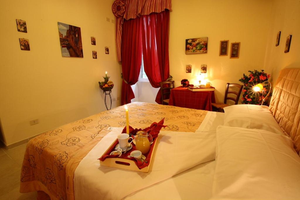 Double or Twin Room with Private External Bathroom photo 3