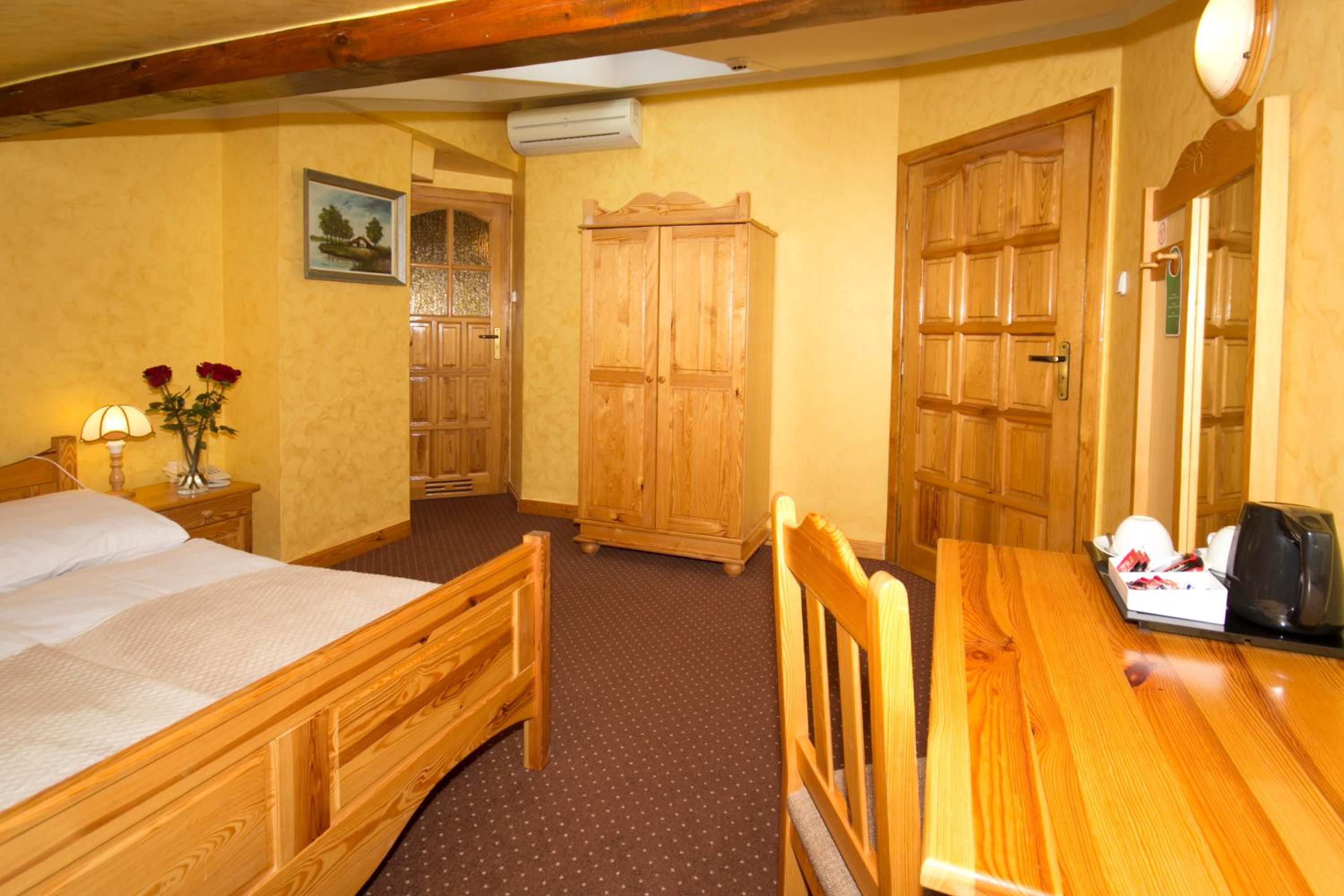 Economy Double Room - Photo 1