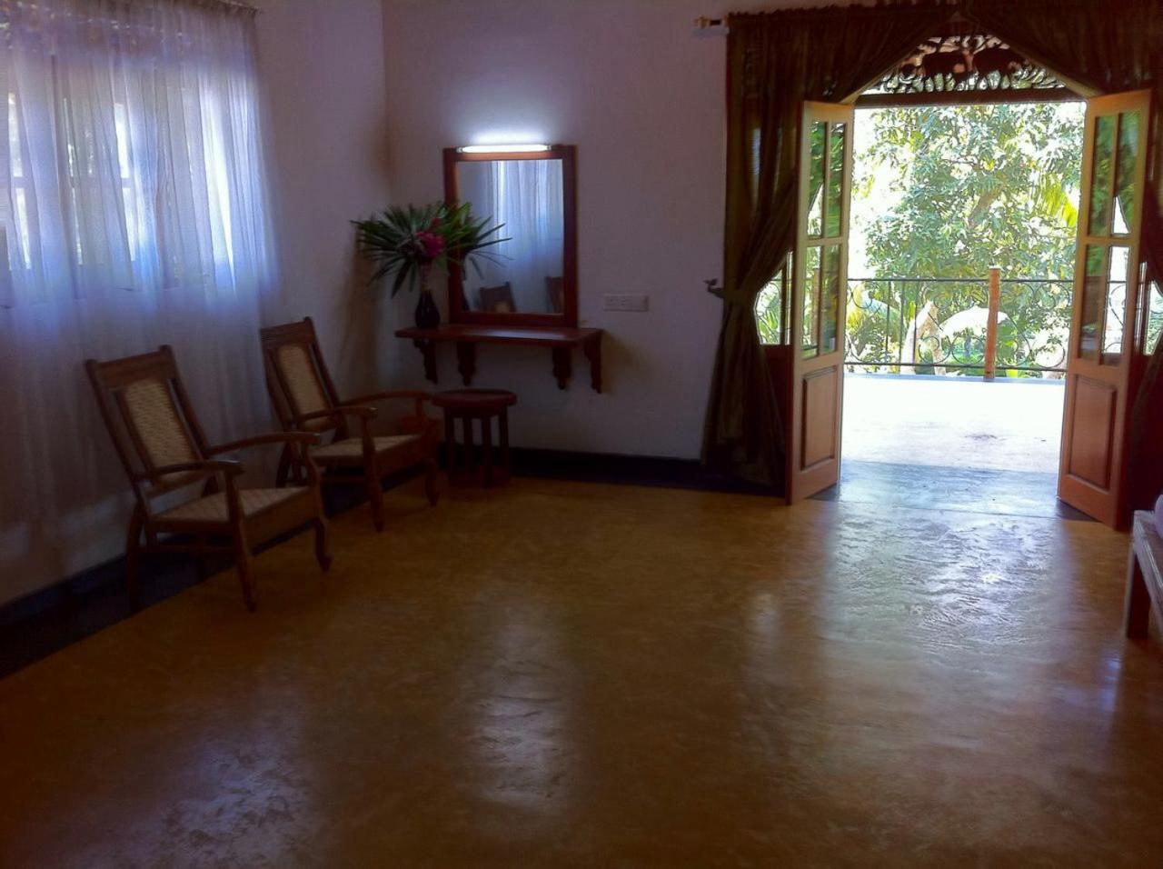 Family Room with Balcony photo 2